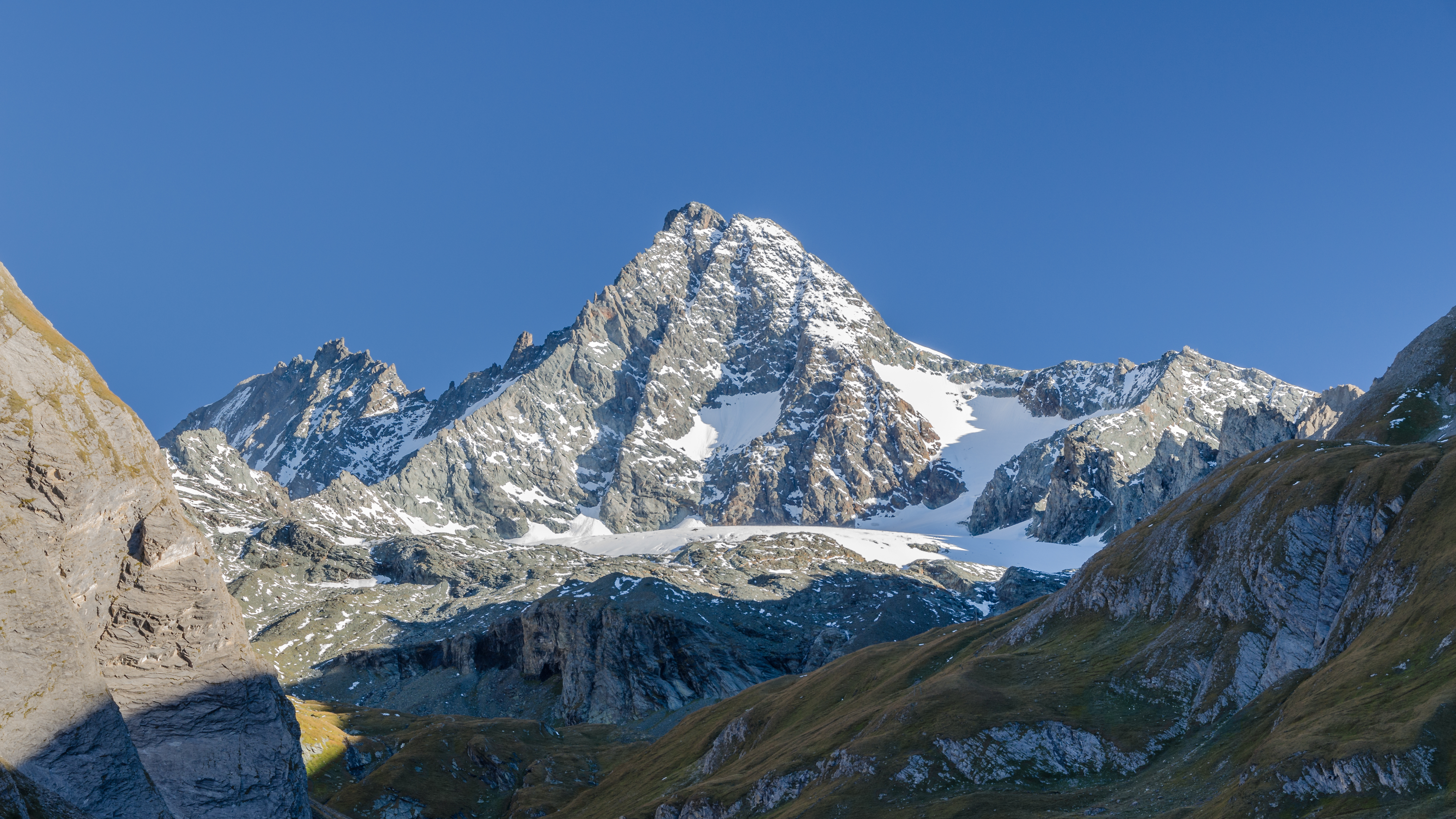 Großglockner vom Parkplatz des Lucknerhauses fotografiert-1