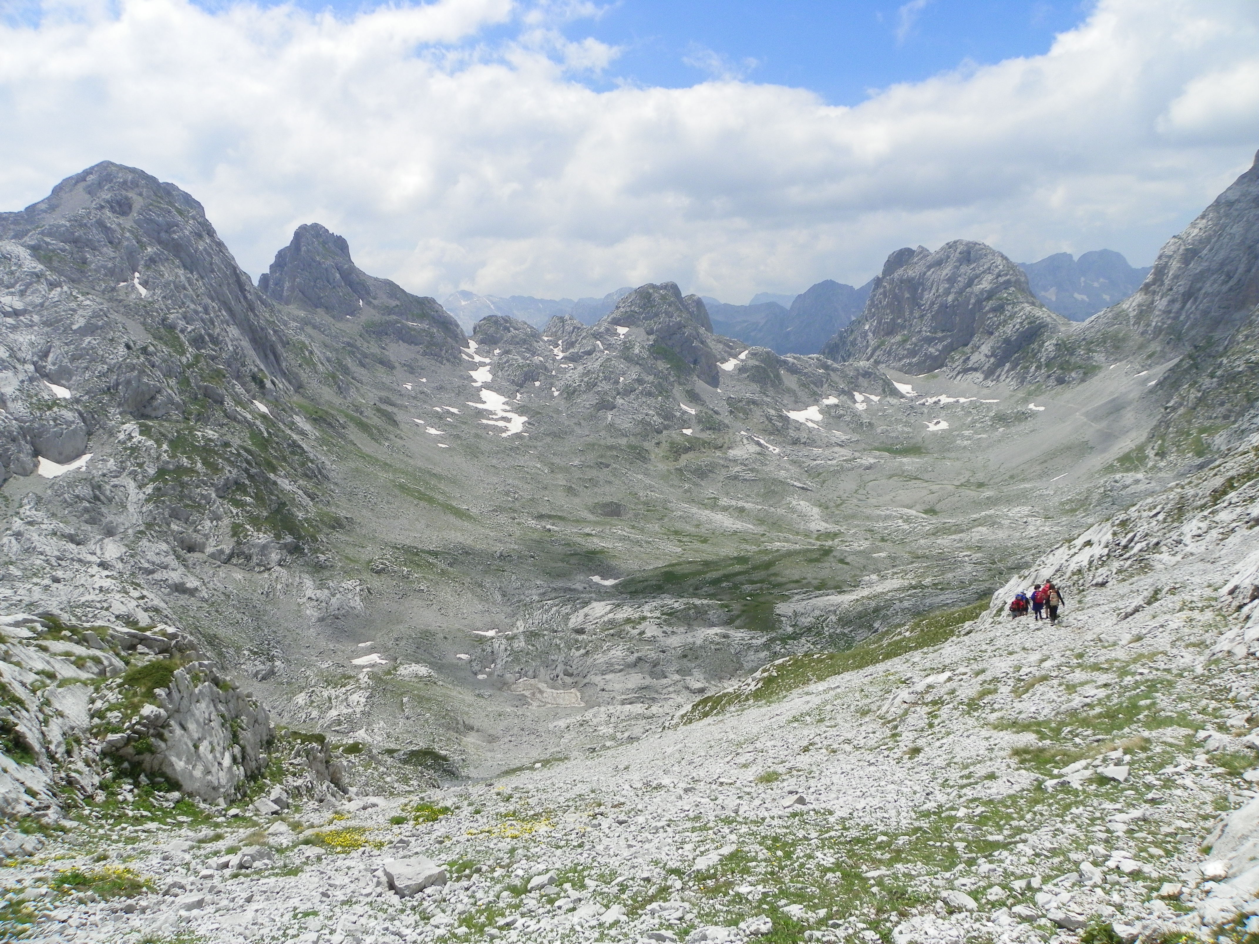 Gropat e Radohimes, Theth, Albania