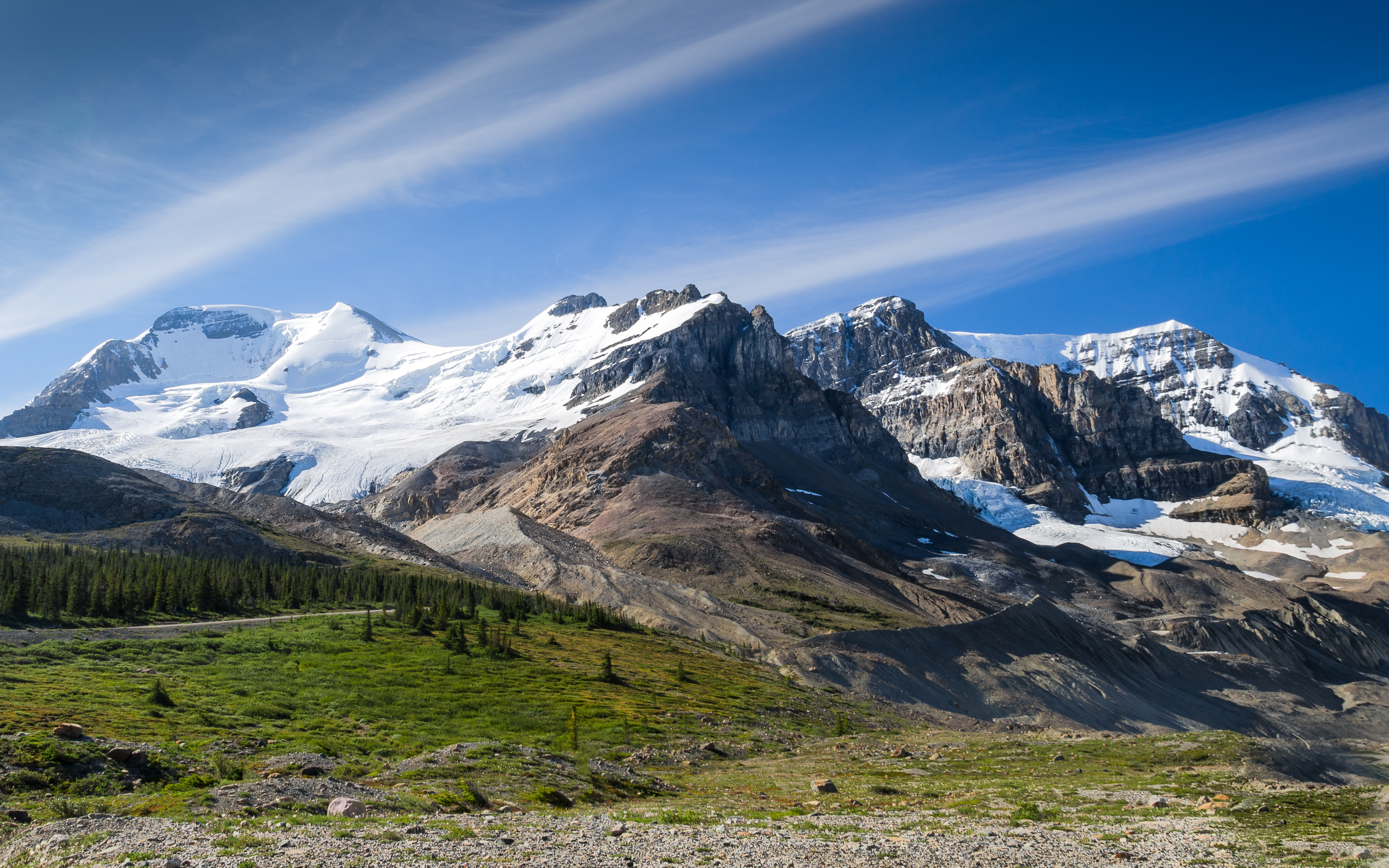 Icefields Parkway near Columbia Icefield