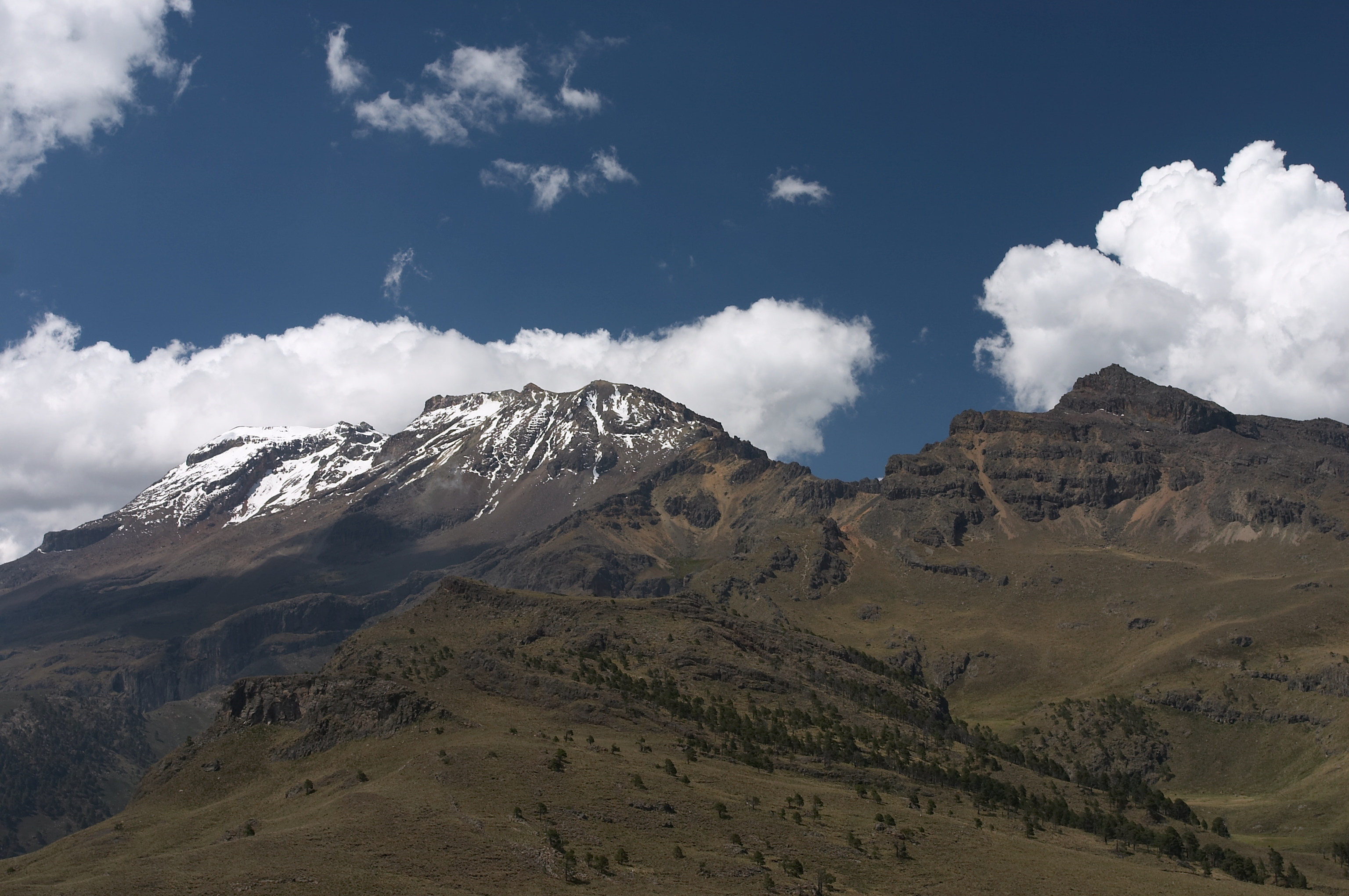 Mexico-Iztaccihuatl