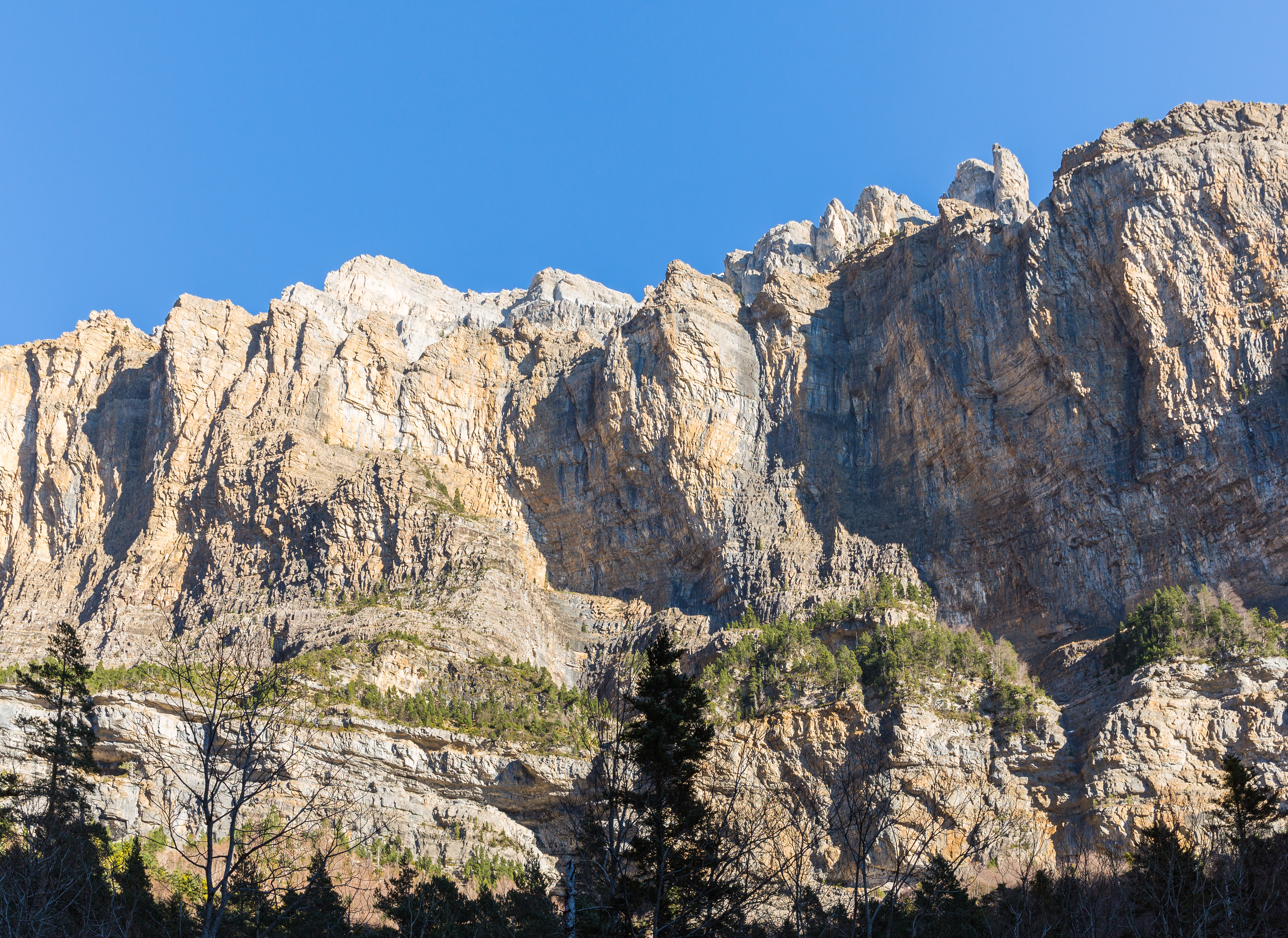 Parque nacional de Ordesa y Monte Perdido, Huesca, España, 2015-01-07, DD 08