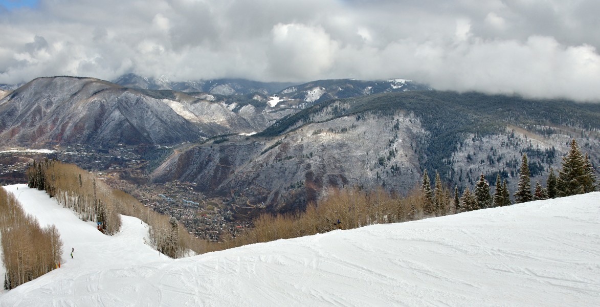Aspen Mountain spring skiing