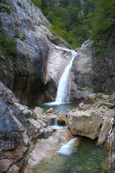 Cheondang Waterfall at Seoraksan