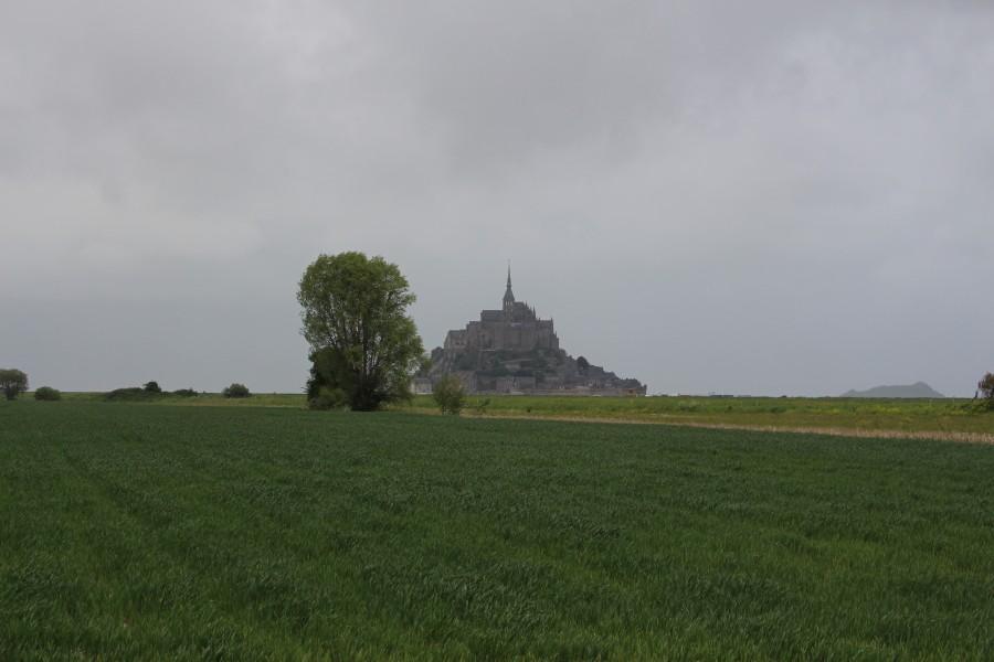 Мон-Сен-Мишель, вид с дороги D275 - panoramio