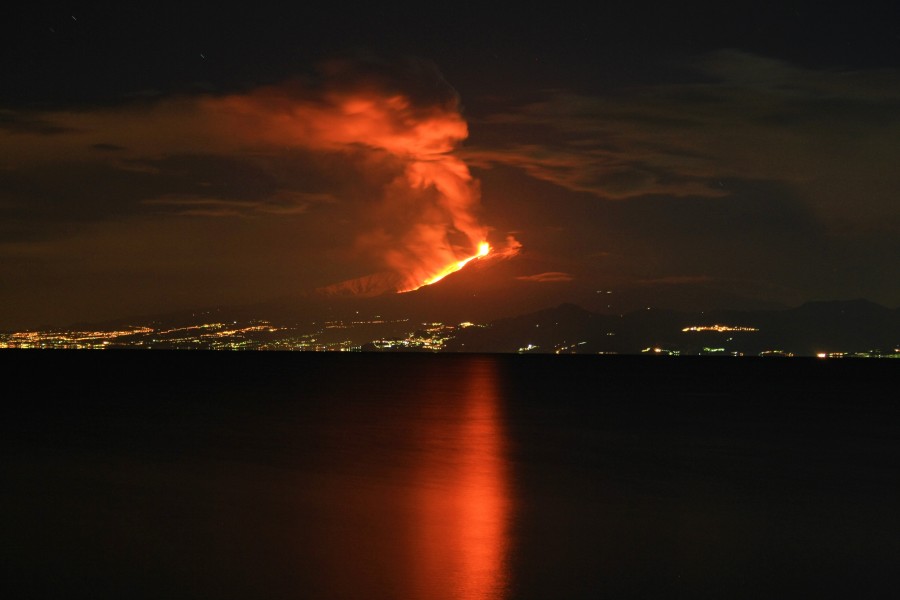 Eruzione Etna 13-01-2011 B
