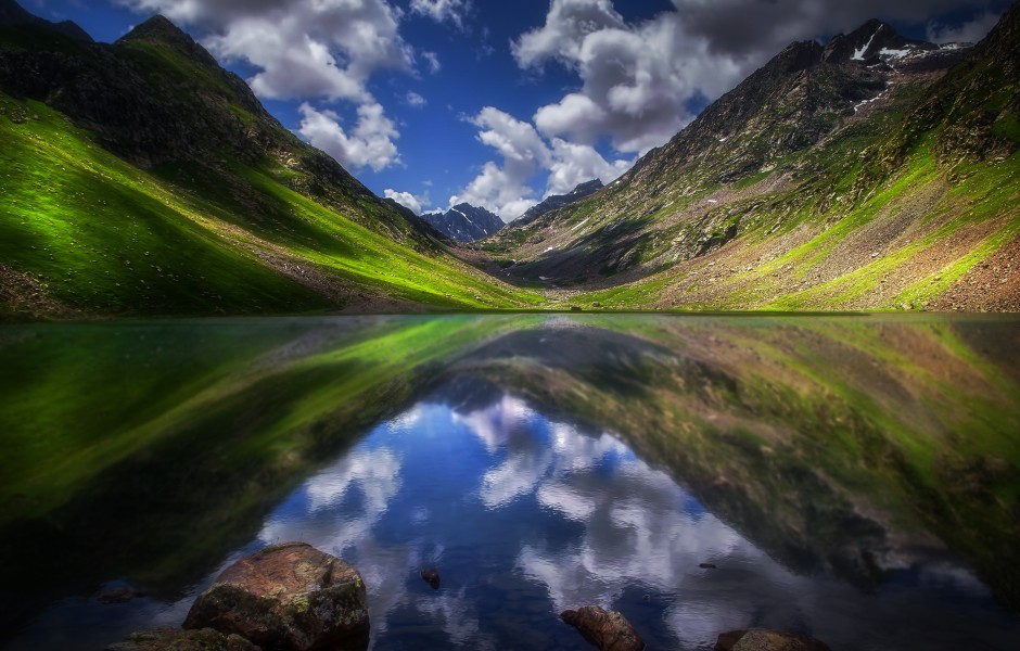 IZMIS LAKE
