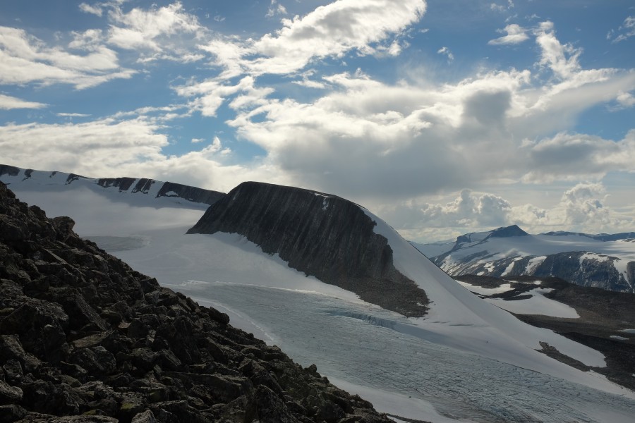 Låven summit seen from east
