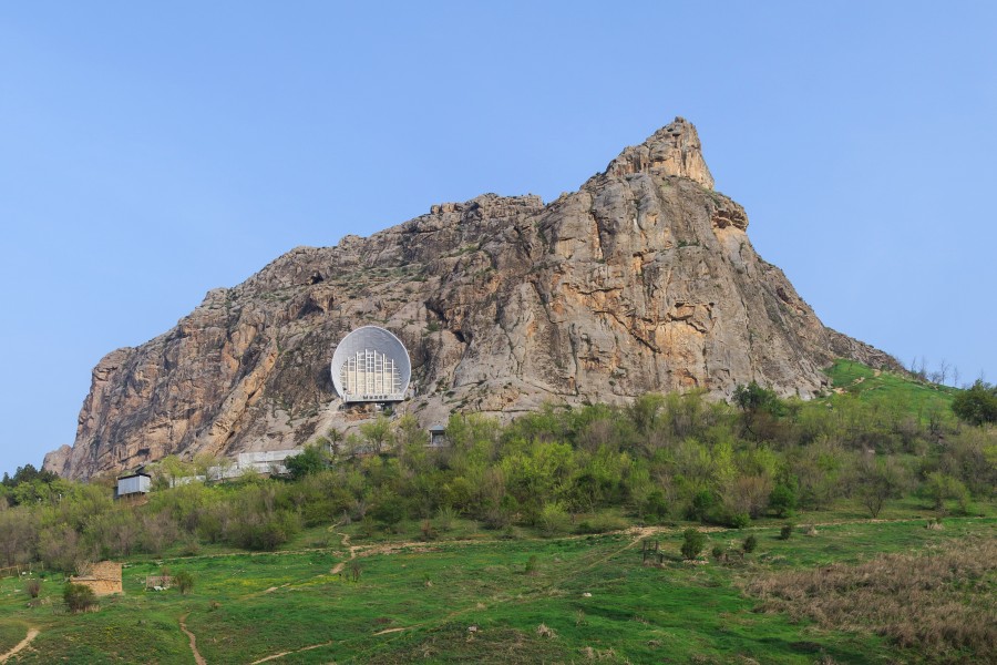 Osh 03-2016 img02 Sulayman Mountain