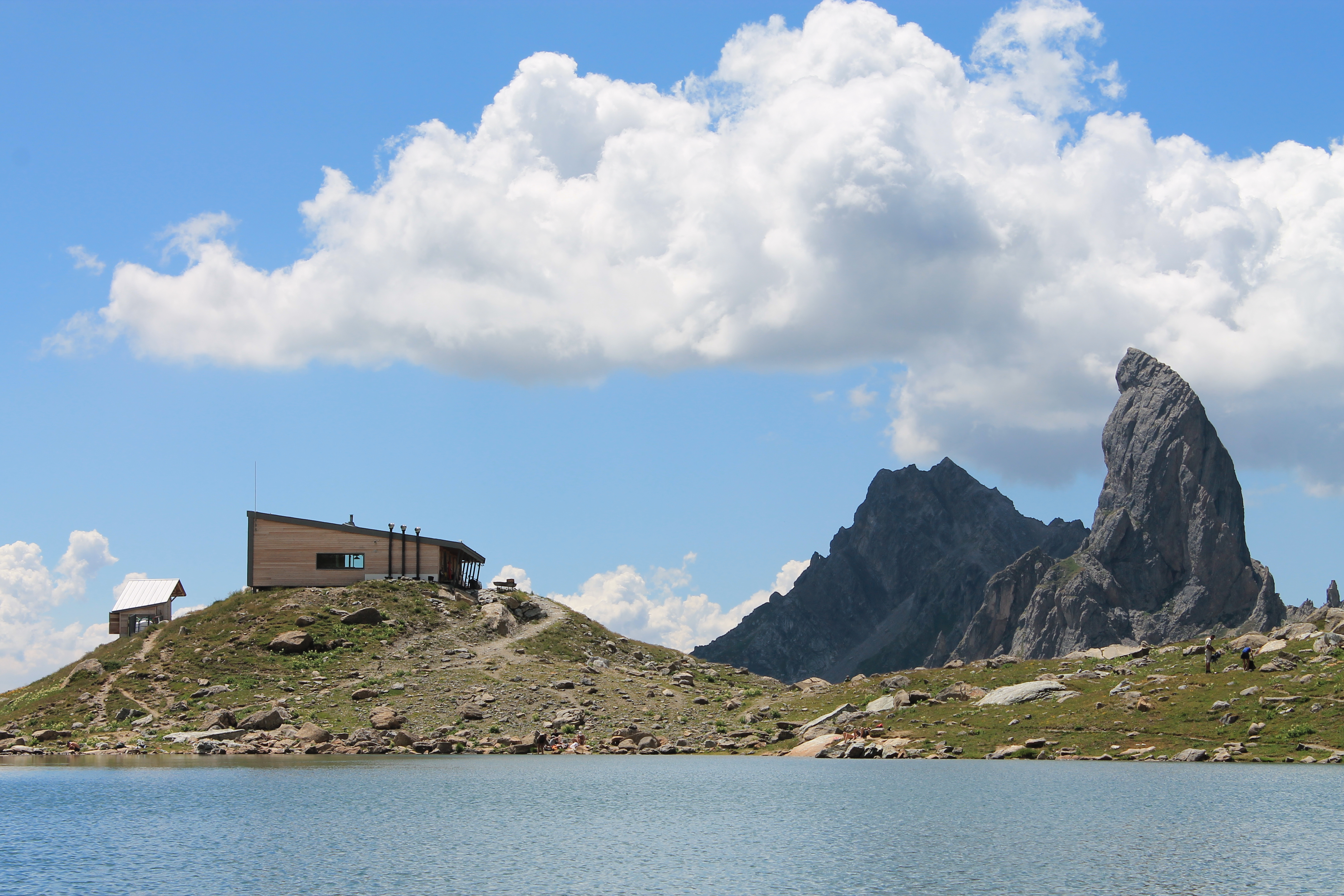 Refuge de Presset-Lac de Presset-Pierra Menta-2