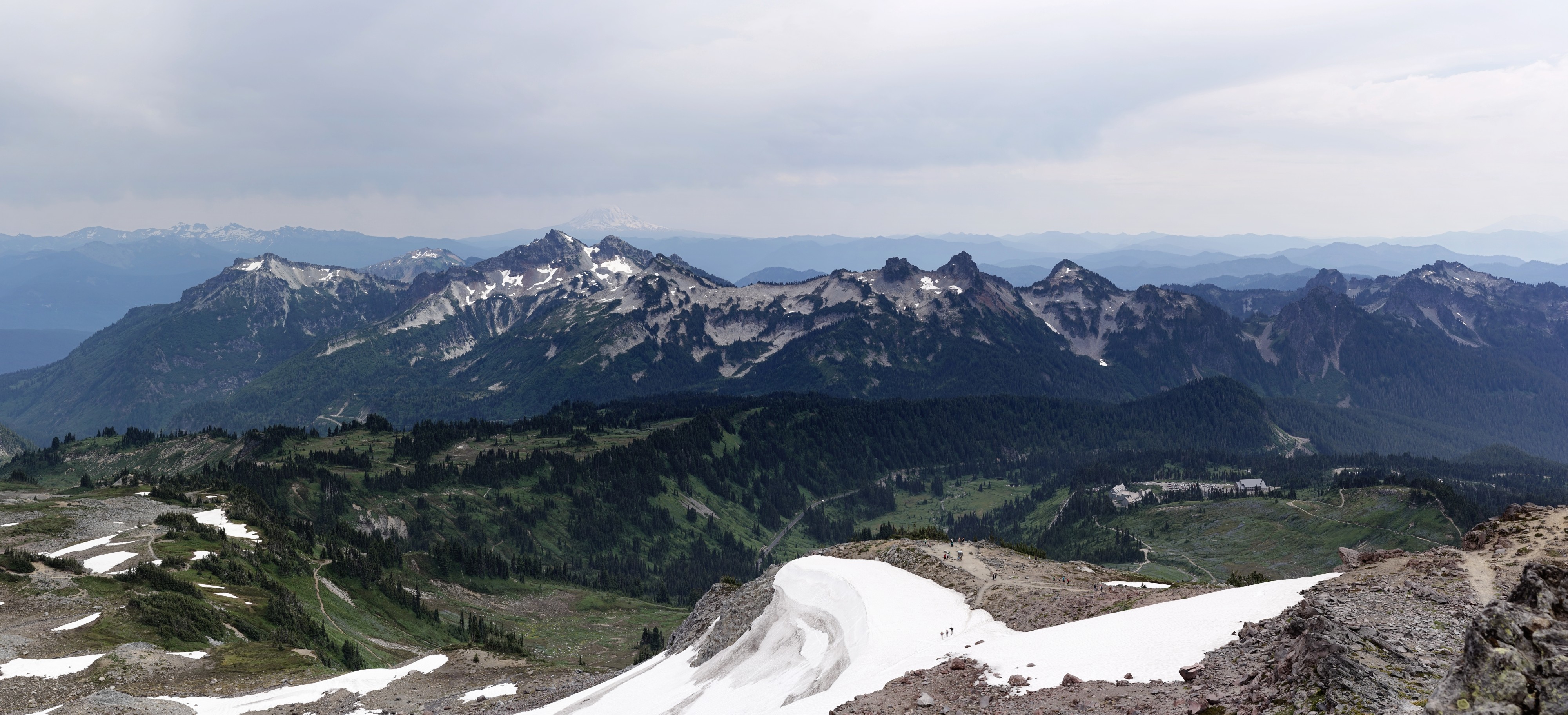 Skyline trail looking south