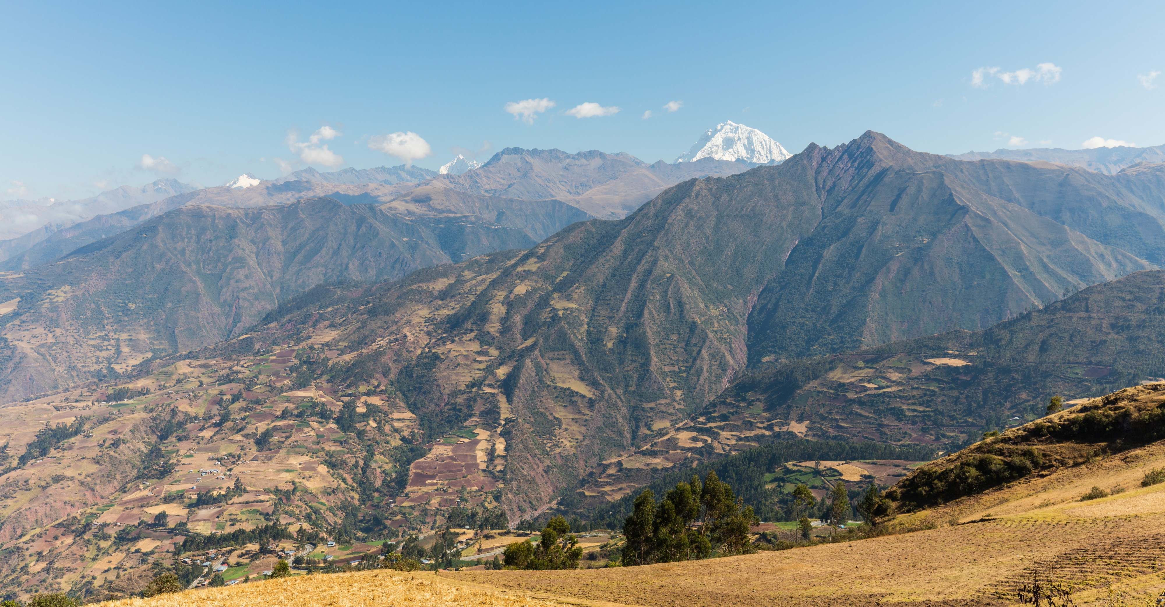 Vista de los Andes, Limatambo, Cuzco, Perú, 2015-07-30, DD 78
