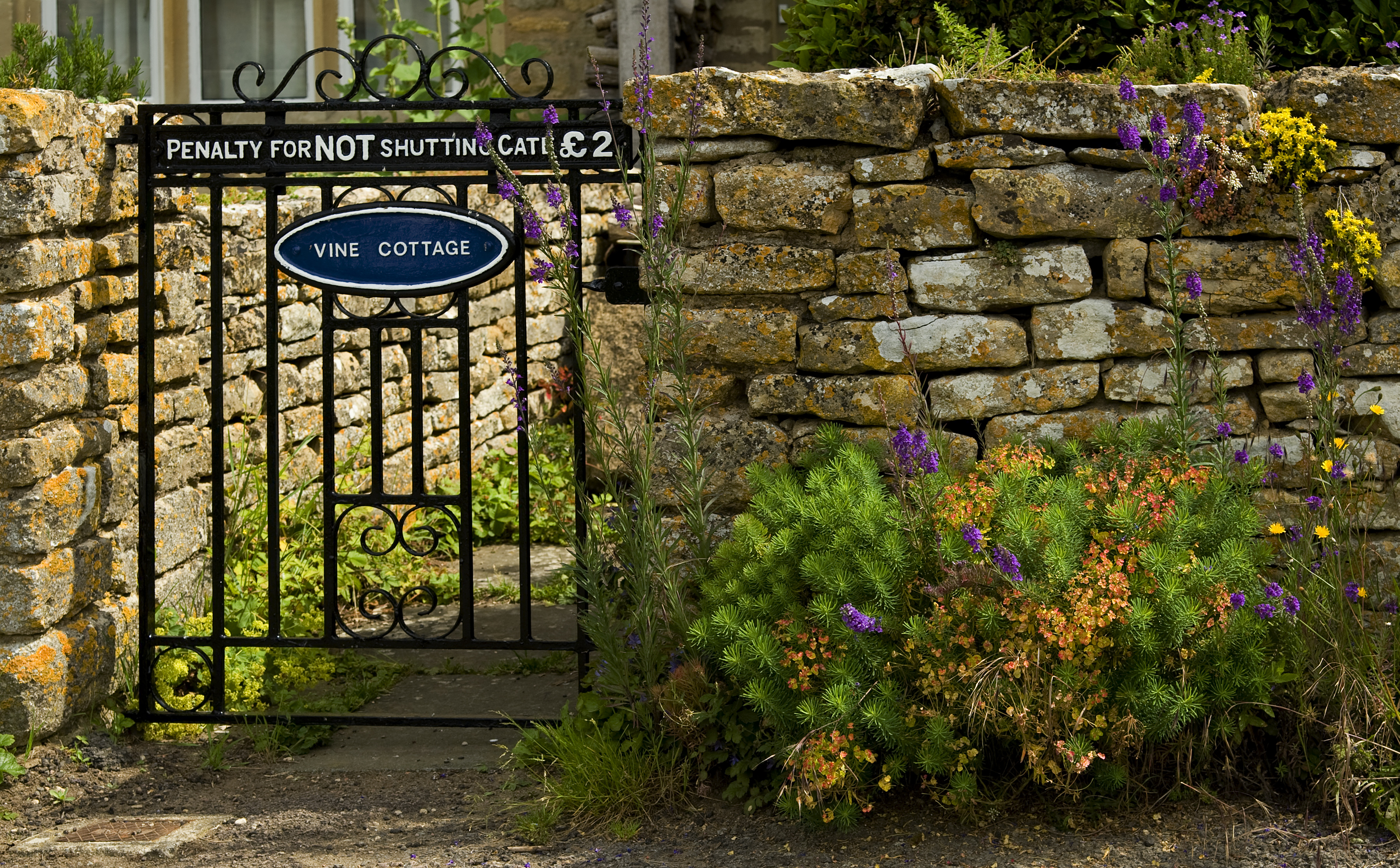 Cotswold Vine Cottage Gate