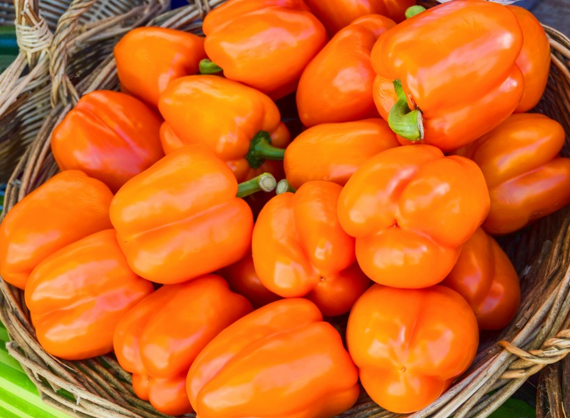 Orange bell-peppers Rouffignac