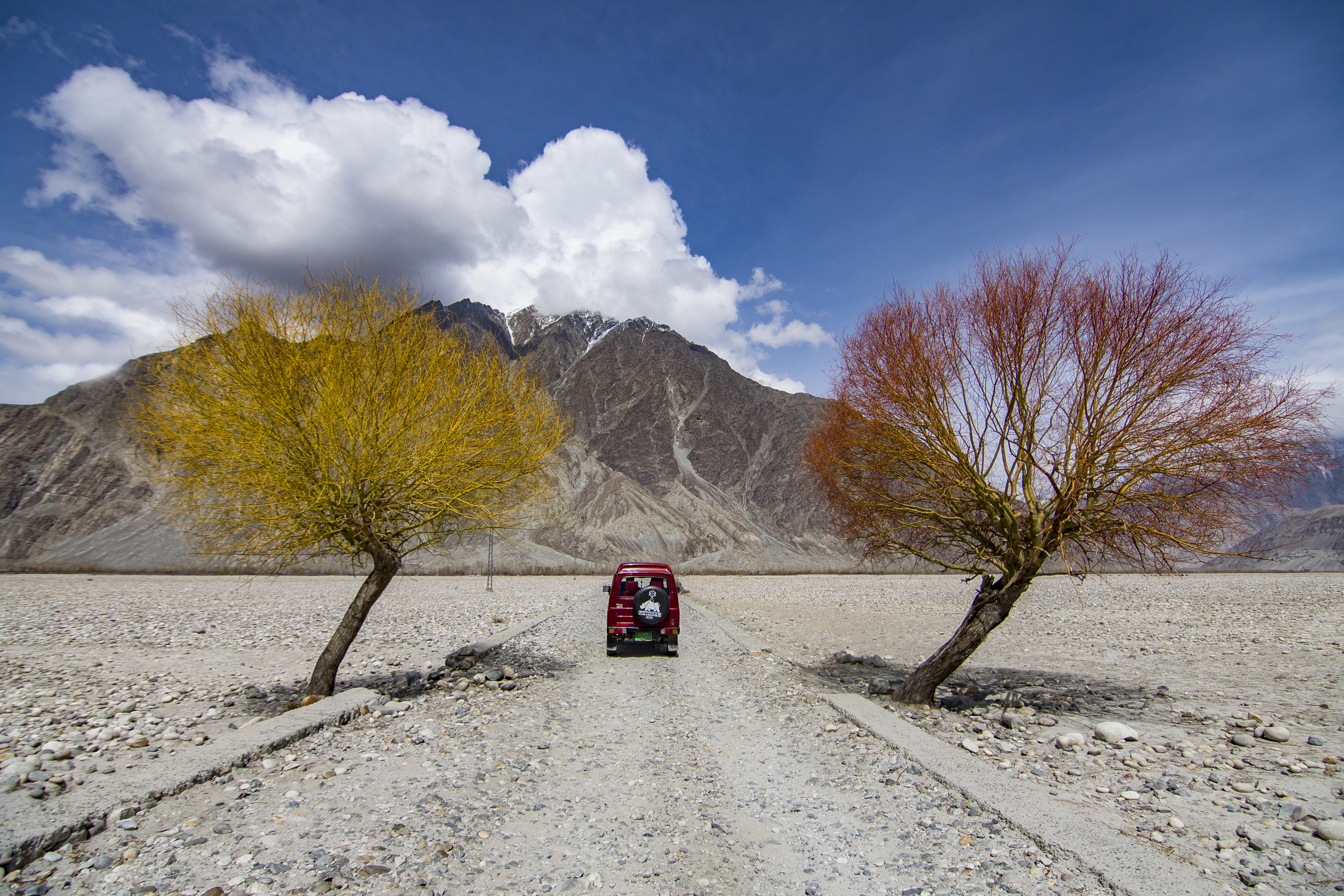 Road to Sailing, Khaplu