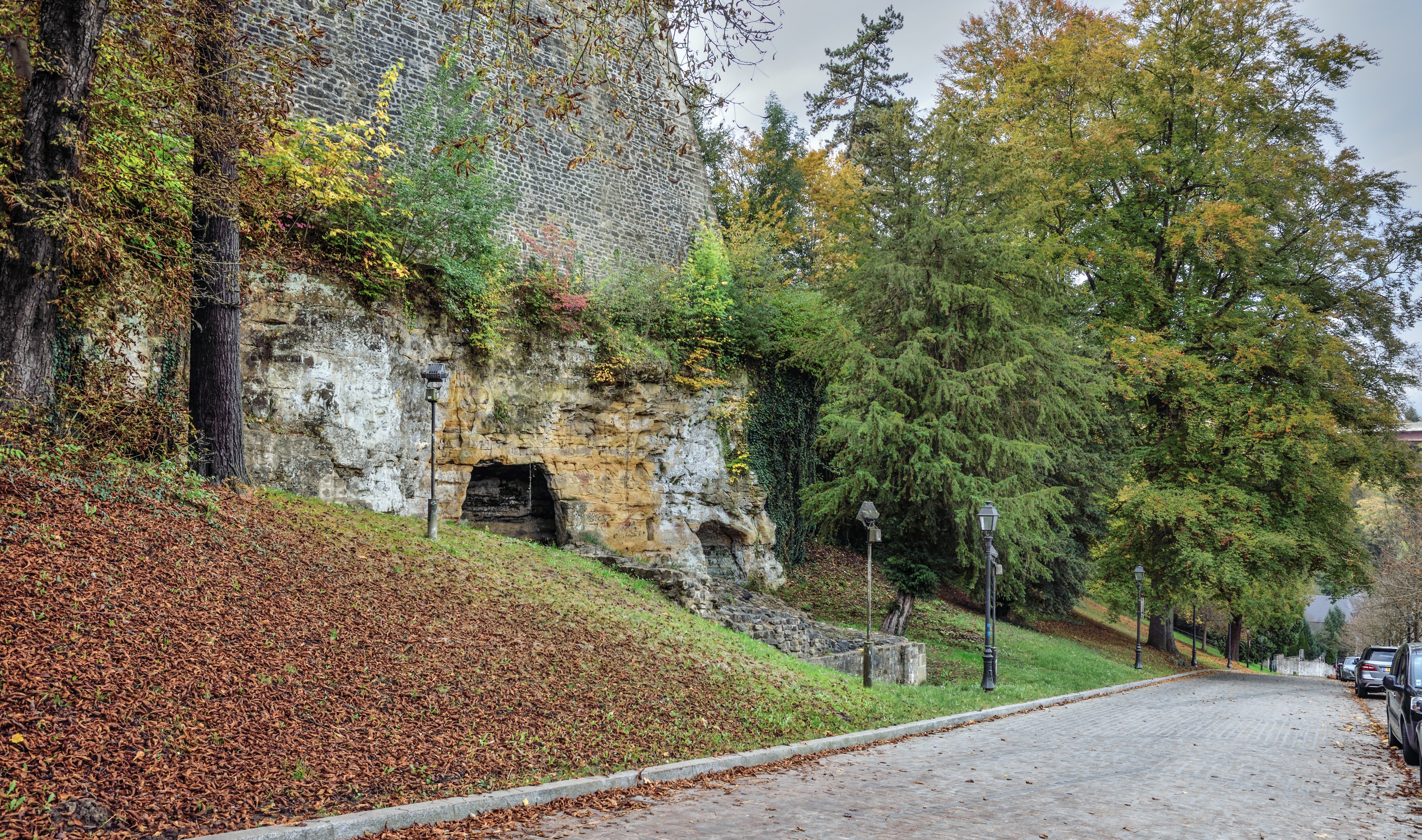 Luxembourg City - Montée de Pfaffenthal downwards 2017