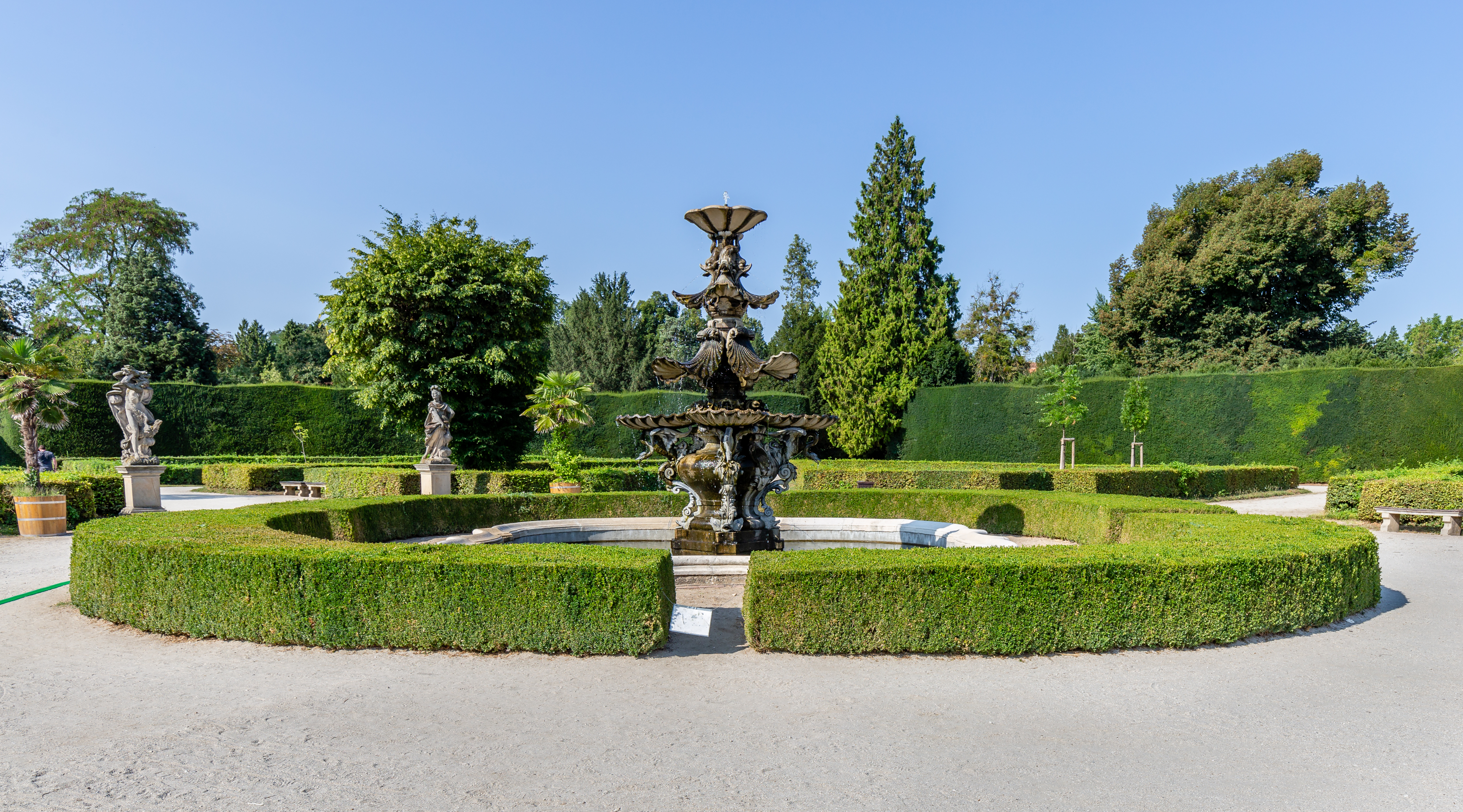 Venetian fountain, Lednice, Czech Republic 08