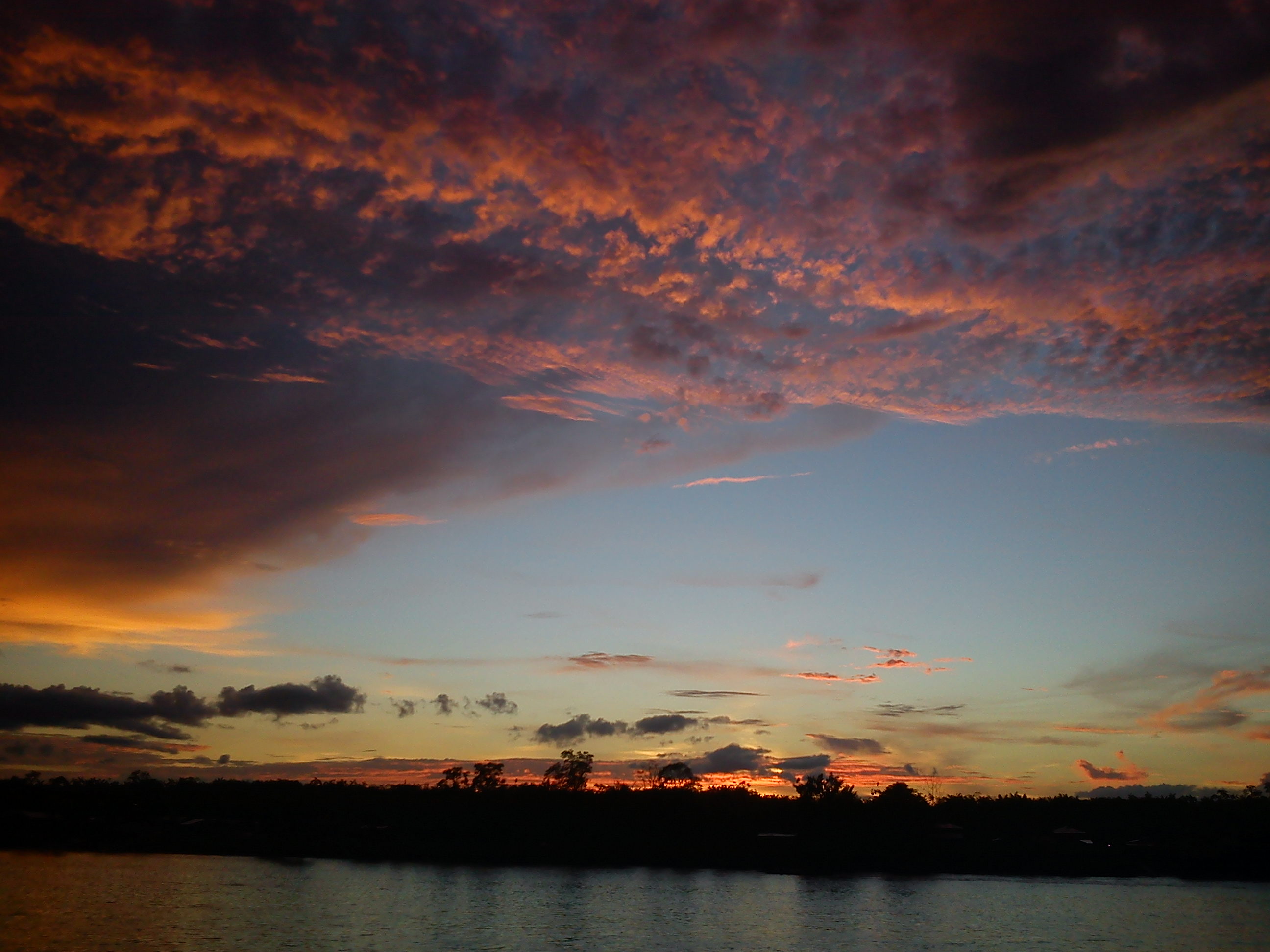 Atardecer rio atrato