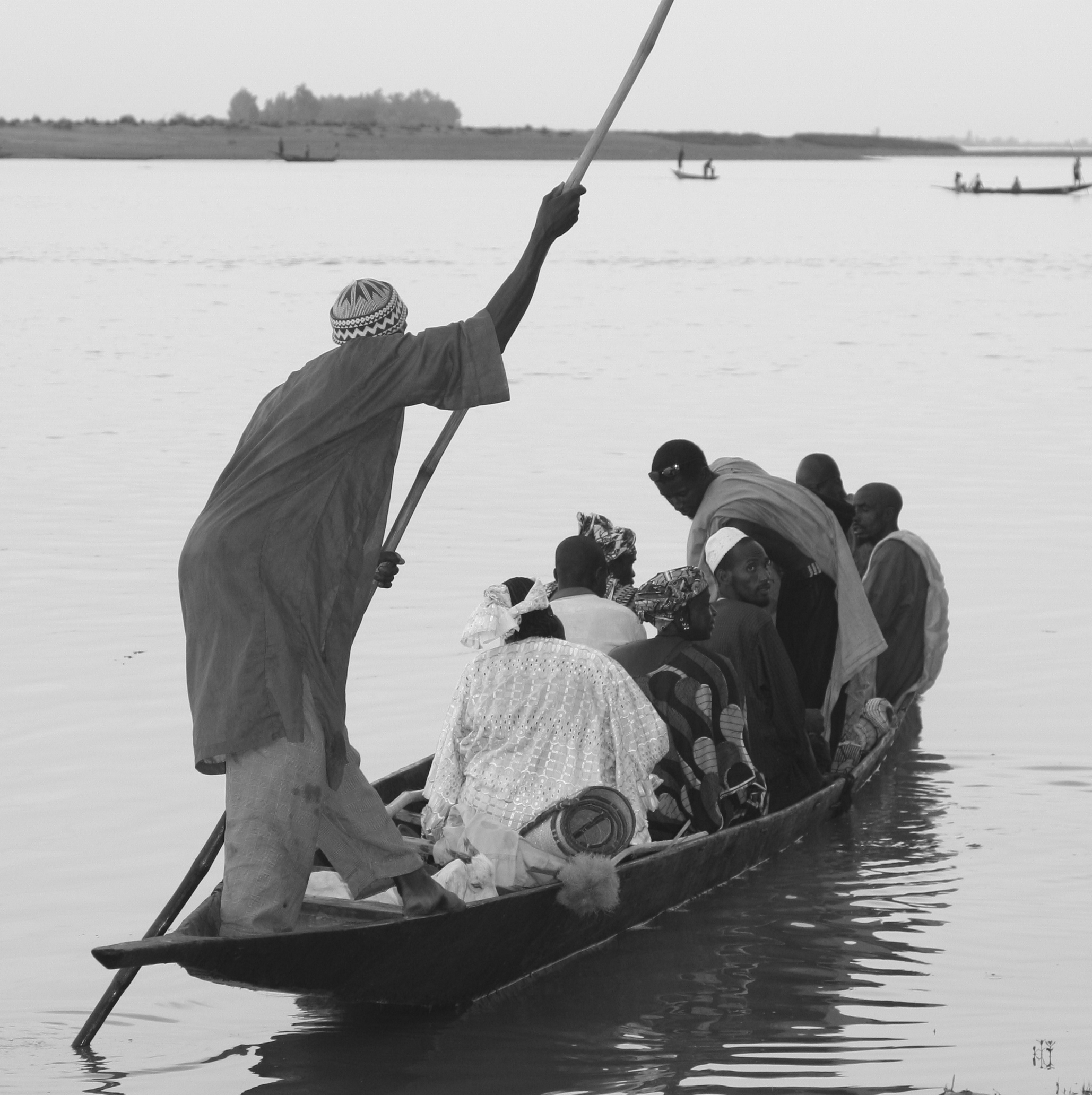 Crossing the Niger in Mali 2008