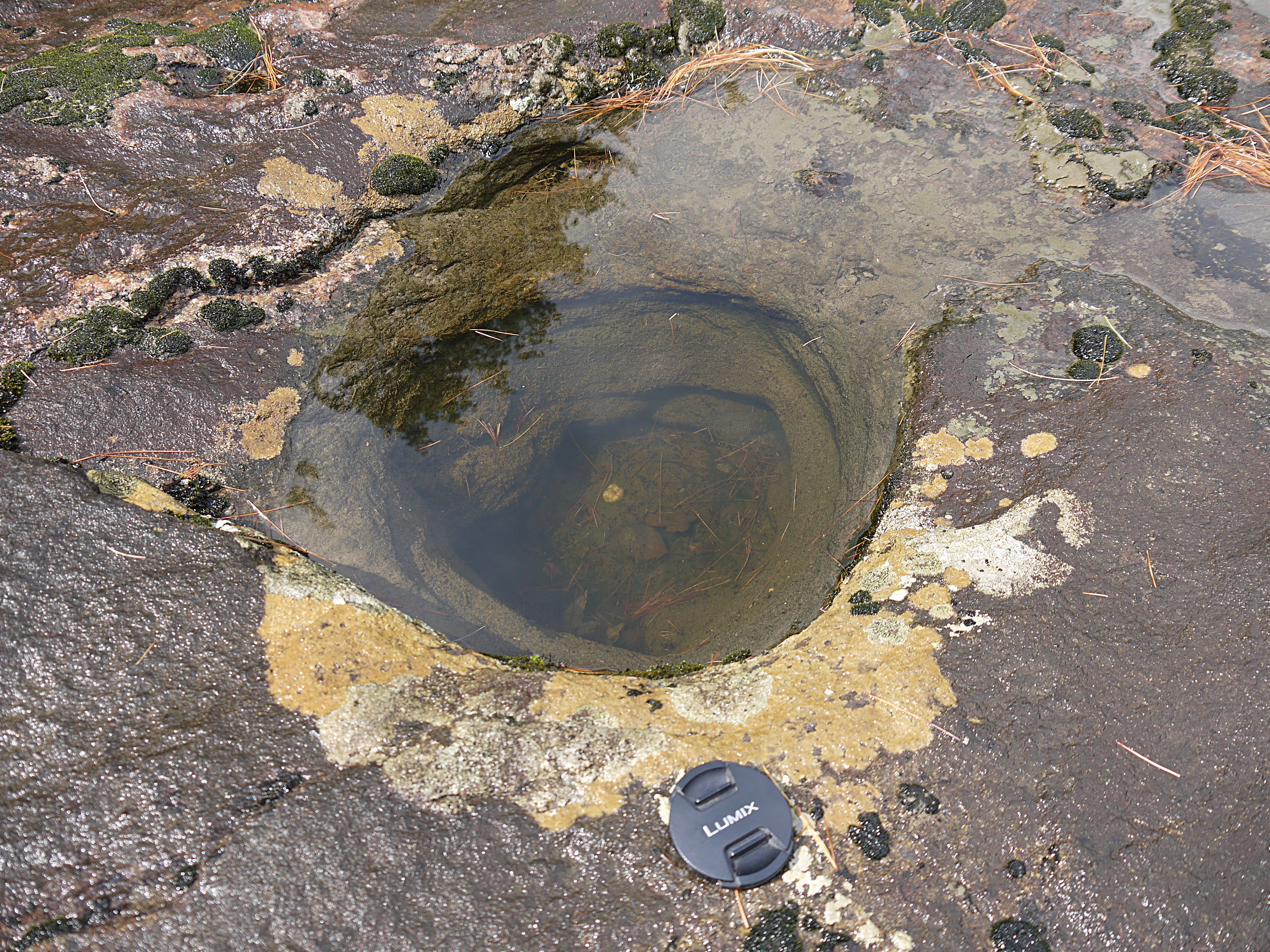 Glacial pothole