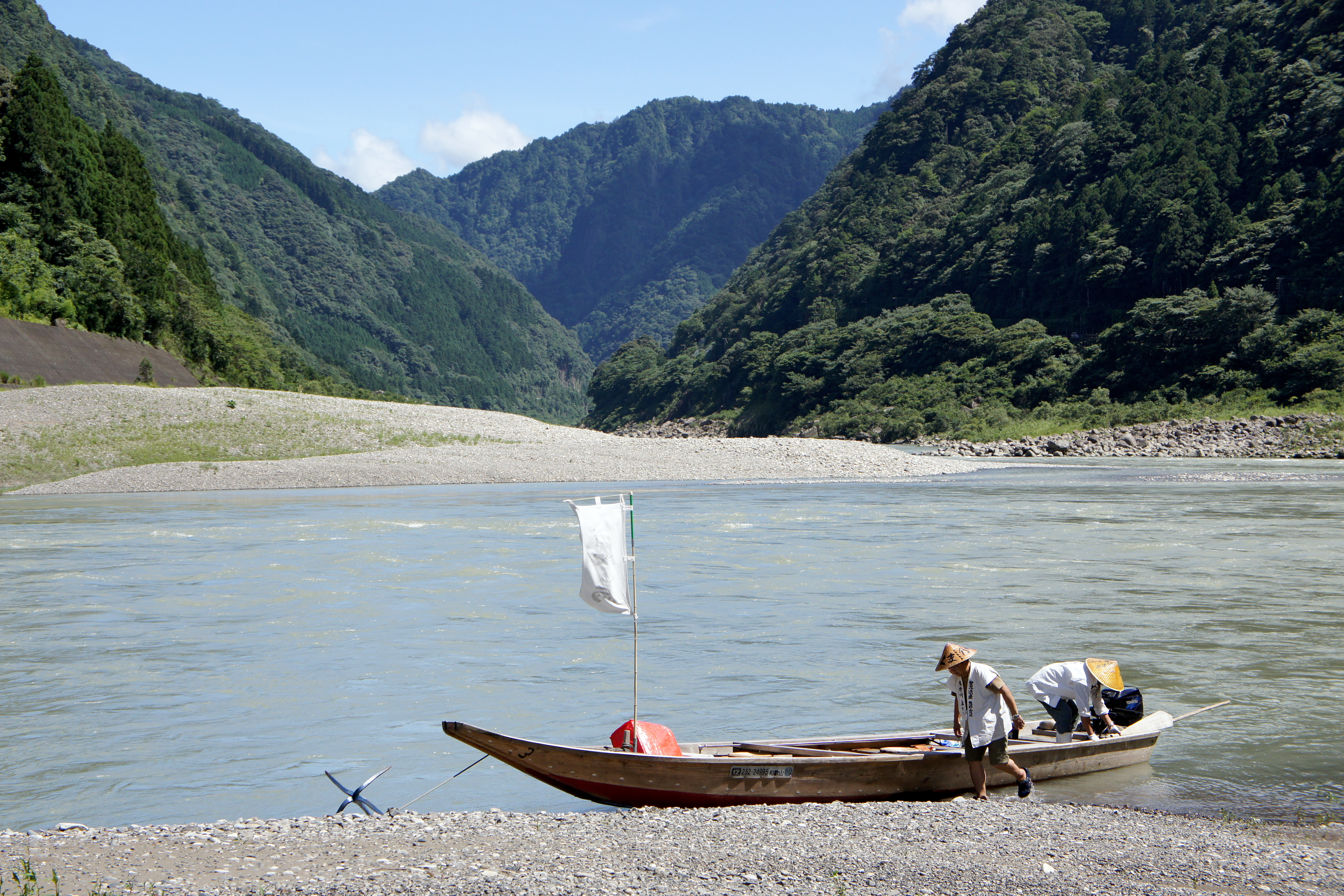 Kumano River Shingu Wakayama02bs5s4320