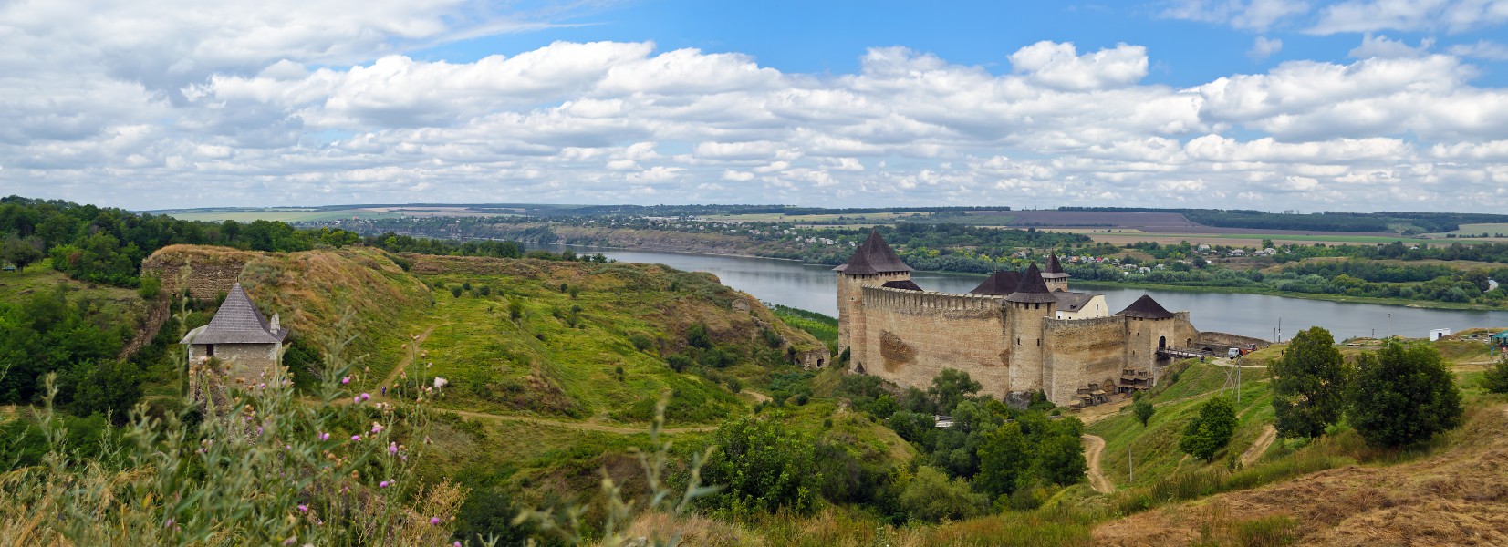 Хотинська фортеця - панорама