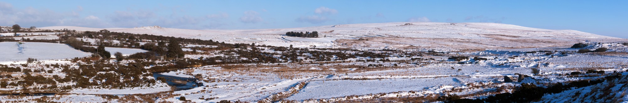 Dartmoor from Cadover in snow