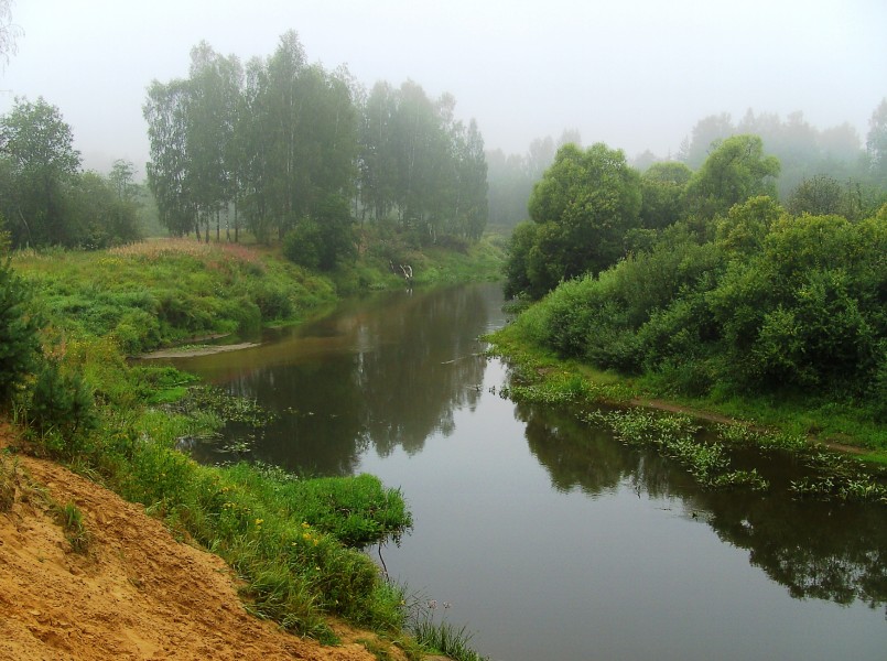 Dubna (river) in 2007