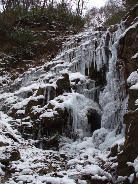 FrozenWaterFall1