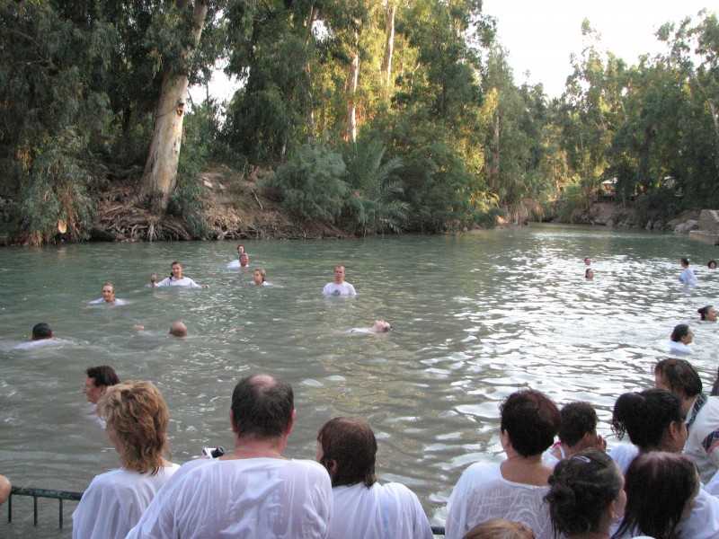 Christians in Jordan river are being reminded of their baptism sacrament, picture 3
