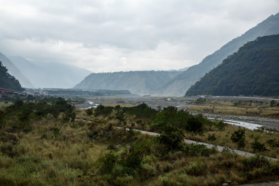 Nantou-County Taiwan Chenyoulan-River-Valley-01