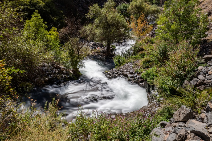 Río Azat, valle de Garni, Armenia, 2016-10-02, DD 30-32 HDR
