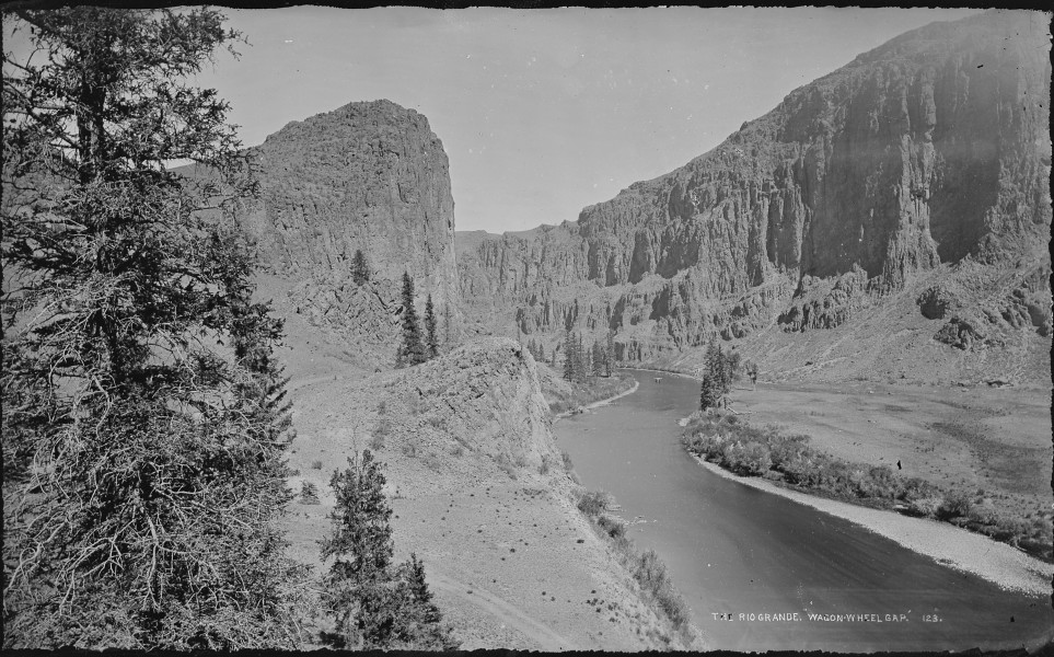 The Rio Grande, Wagon Wheel Gap. Mineral County, Colorado - NARA - 517076