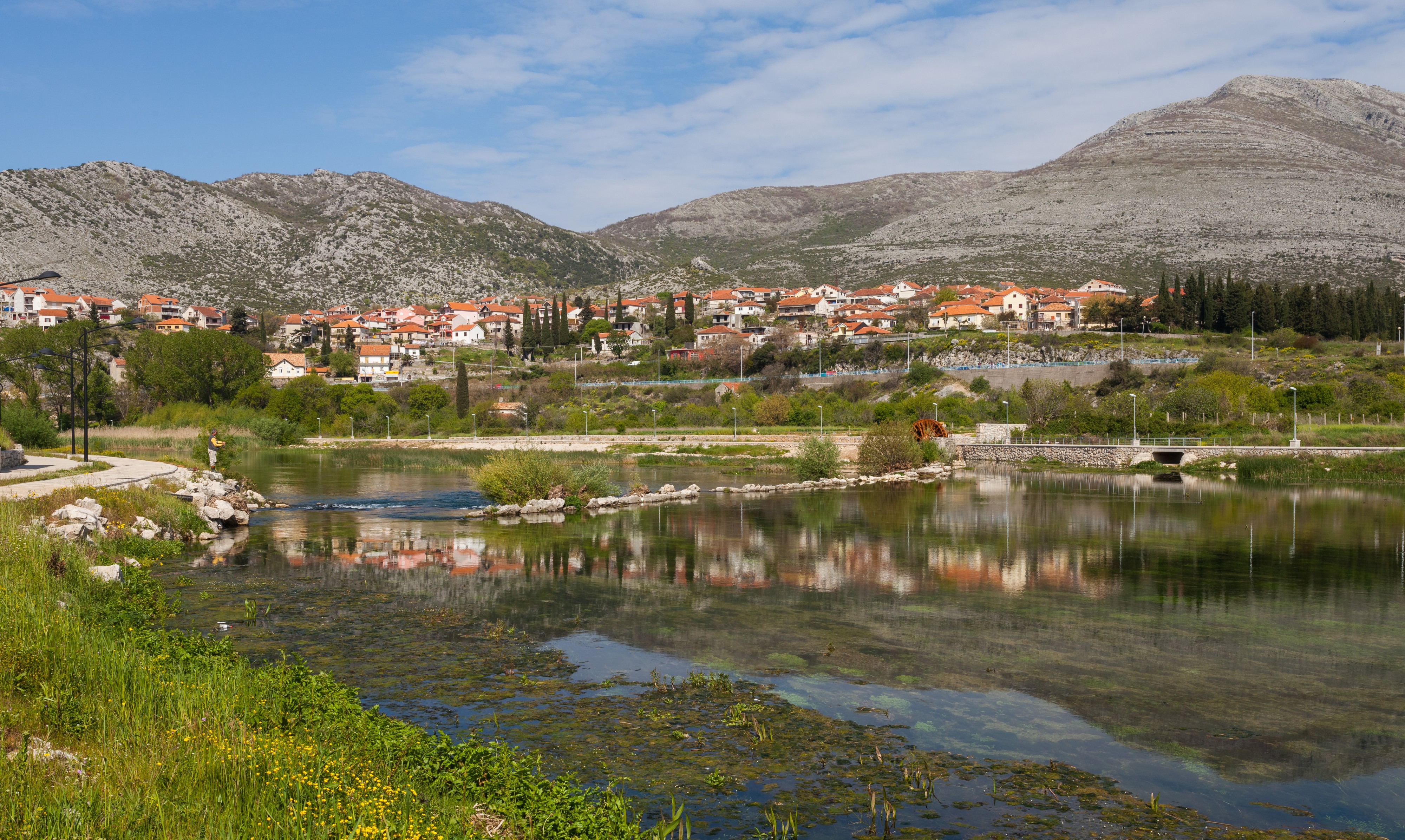 Río Trebisnjica, Trebinje, Bosnia y Herzegovina, 2014-04-14, DD 31