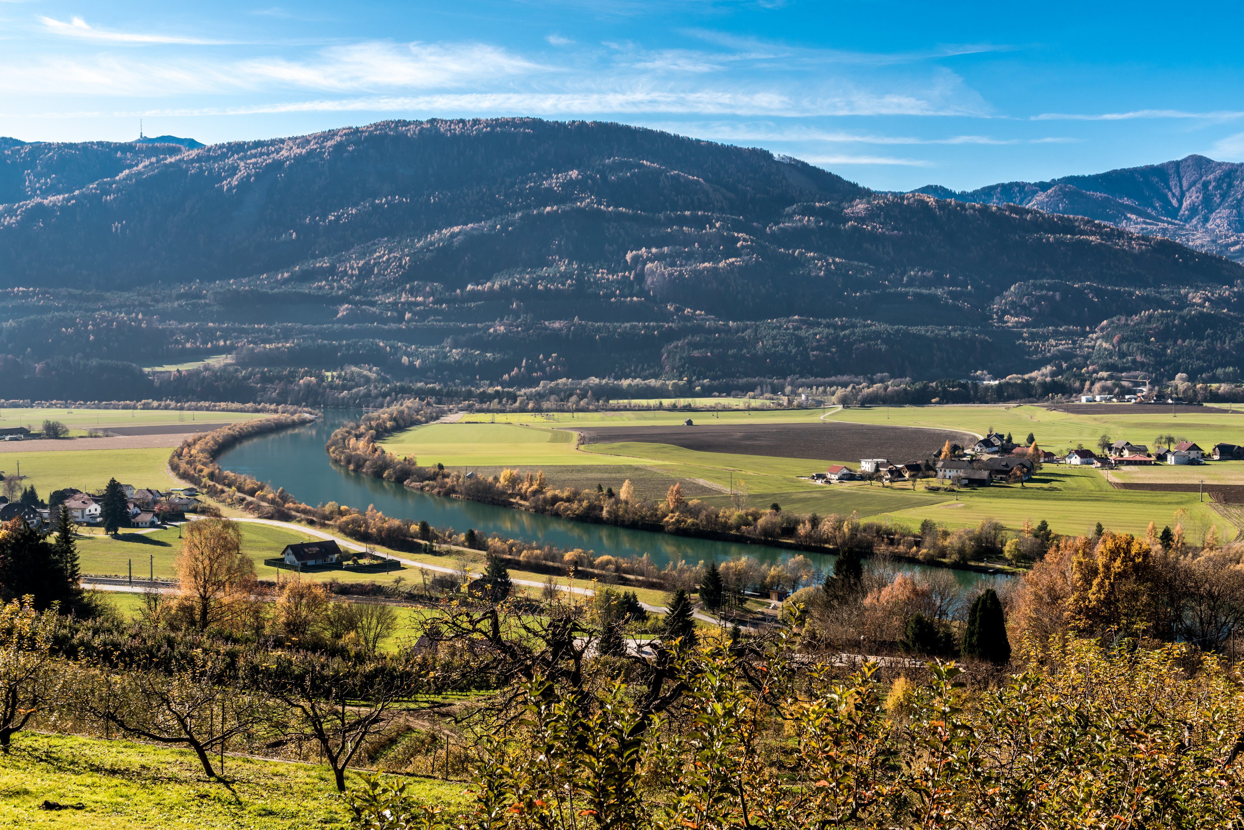 Weissenstein Lansach Drau Fluss-Landschaft 08112015 8813