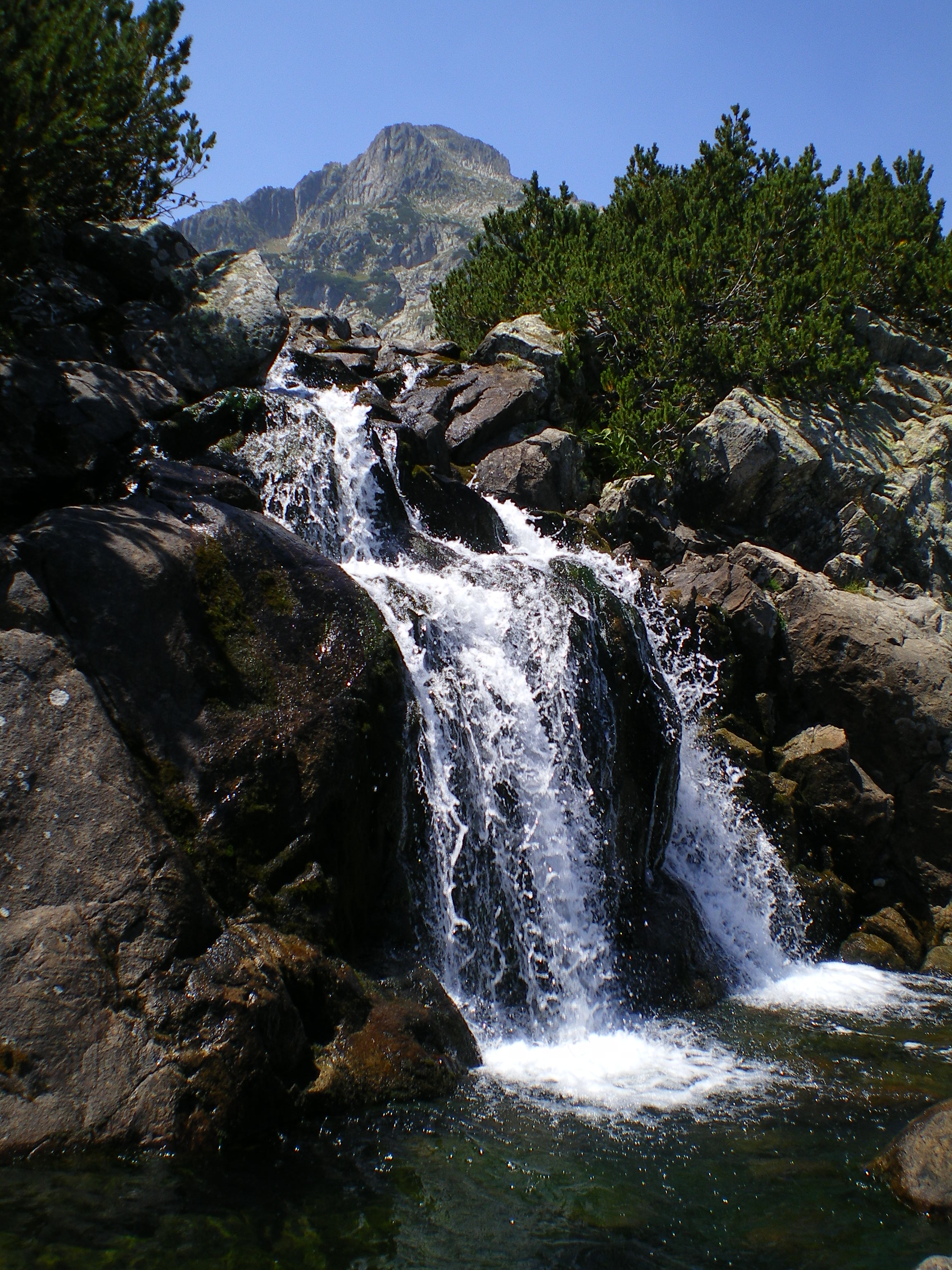 Waterfall - Popovi ezera