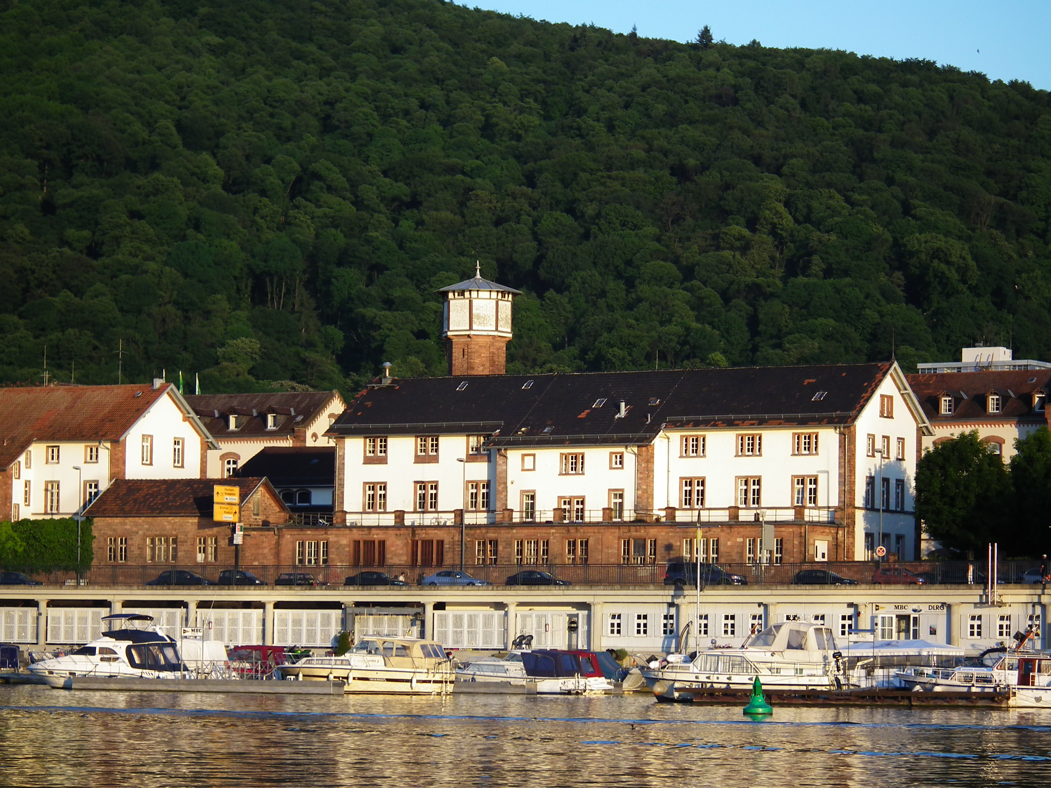 Altklinikum Bergheim und Bootsanleger