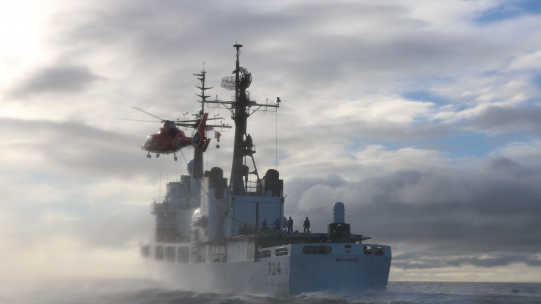Bering Sea refueling (24812834560)