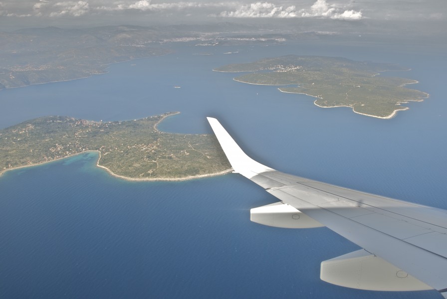 Finals of LH1412 to Split, flight over the Dalmatian coast, June 1, 2012 (7156273687)