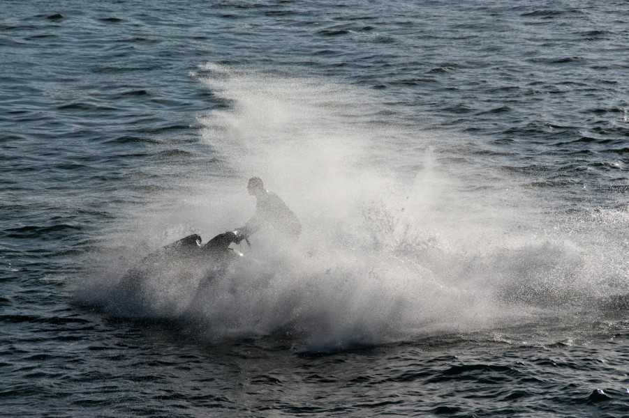 Jetski spray 44