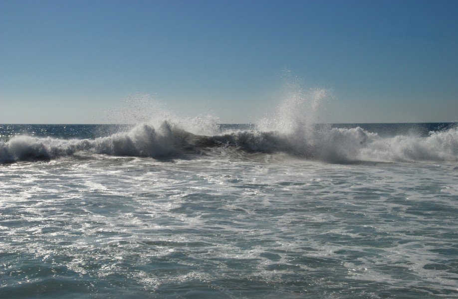 Waves August 2010-1