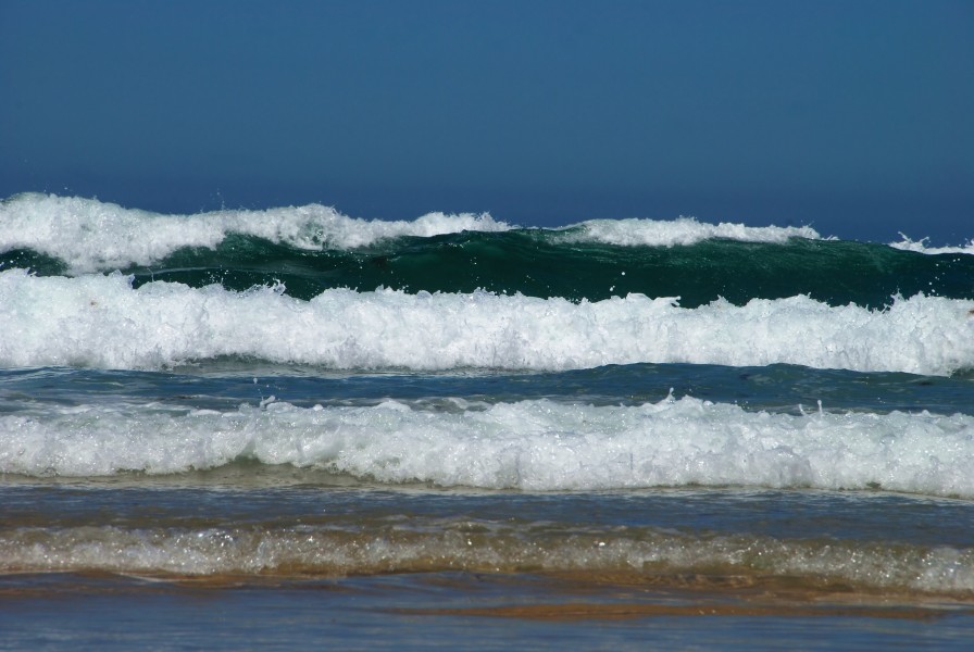 Waves July 2009-1