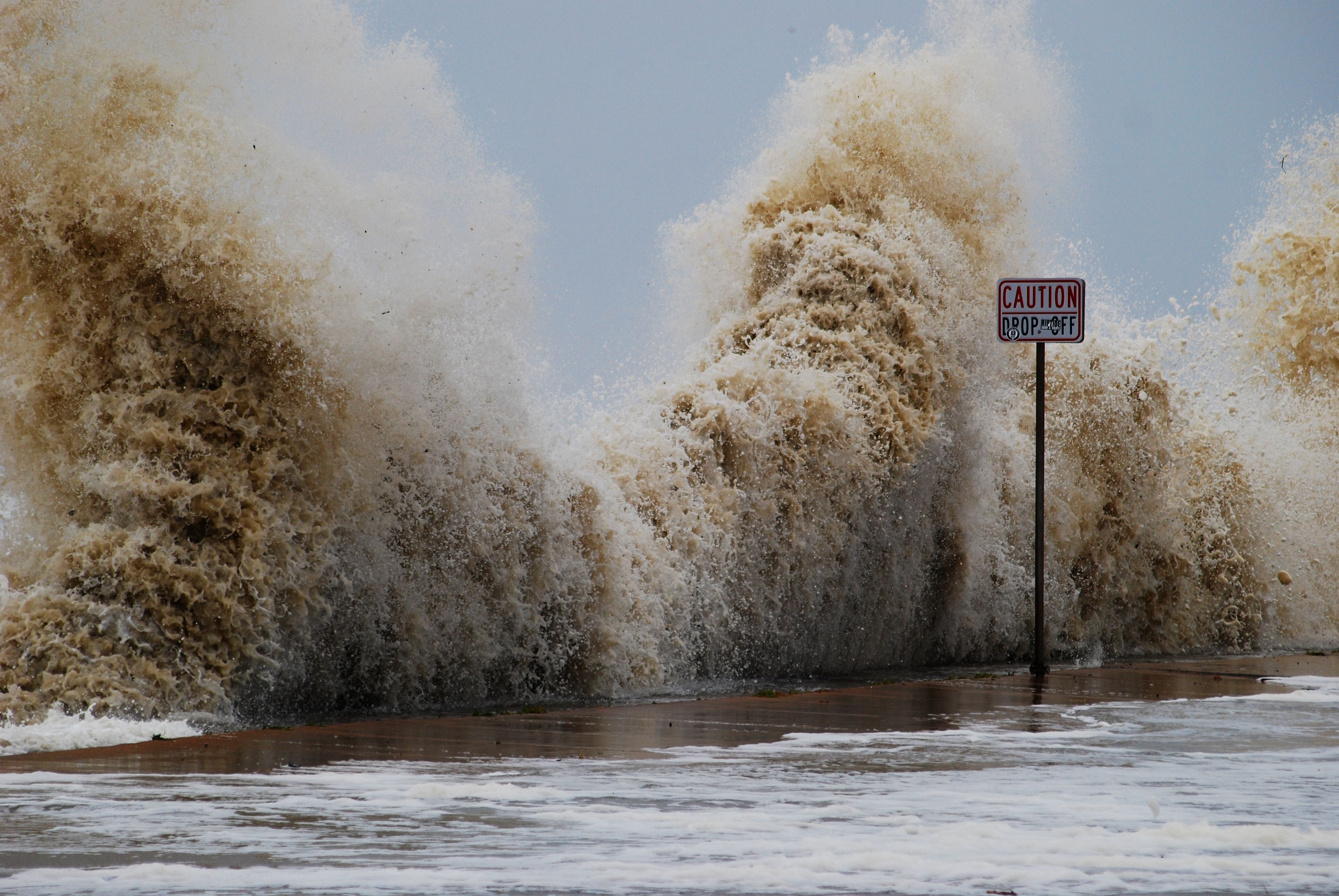 Storm Surge, 200 miles away (2951065260)