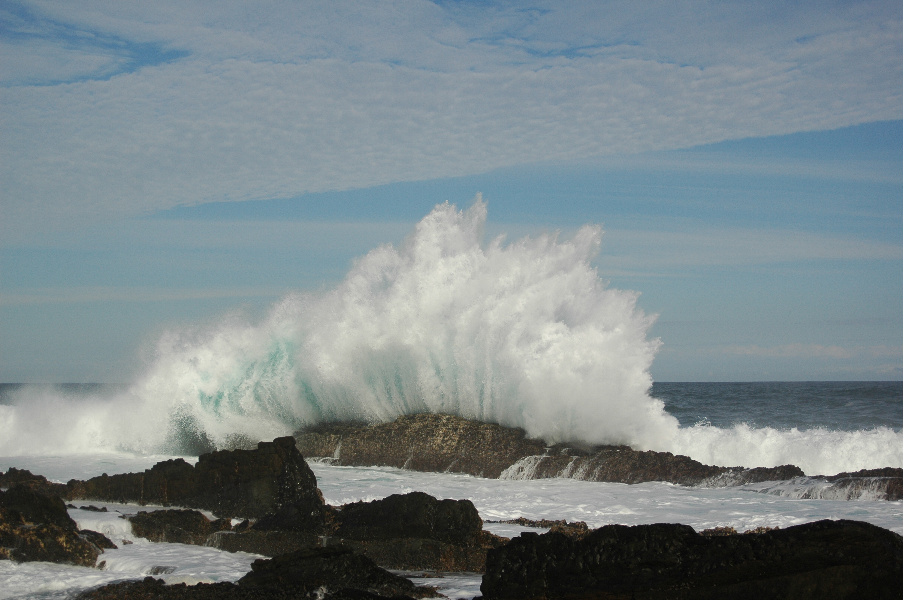 Waves 009
