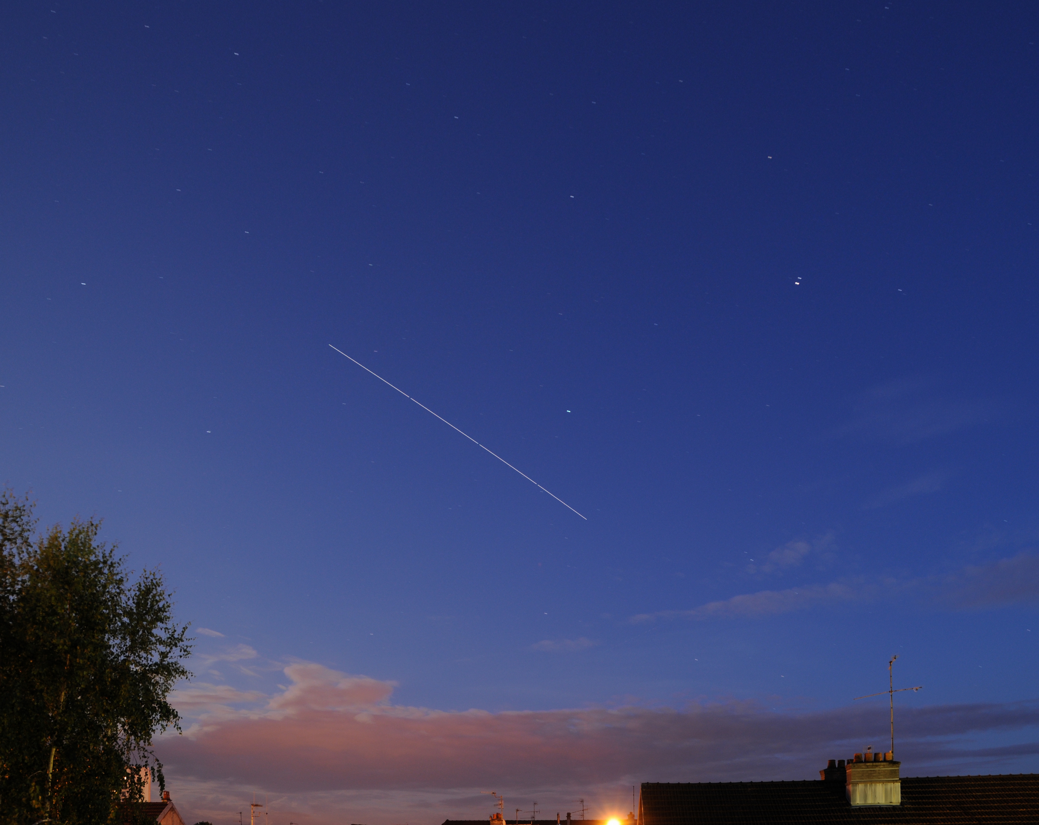 2011-06-14-Iss1