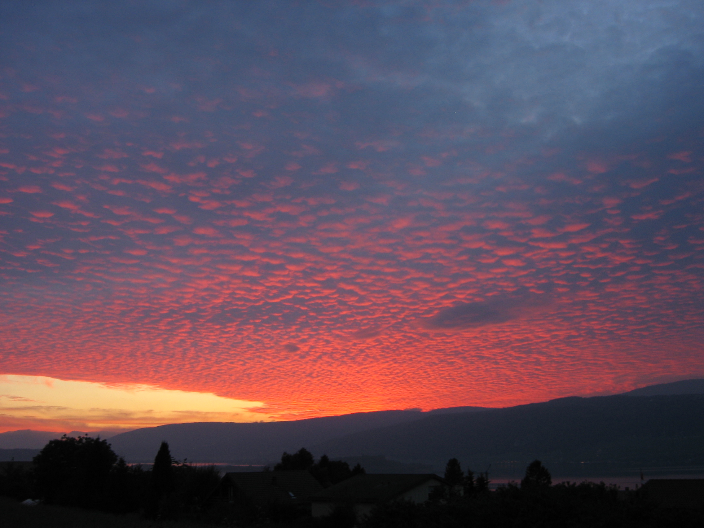 Himmel ueber dem Bielersee03