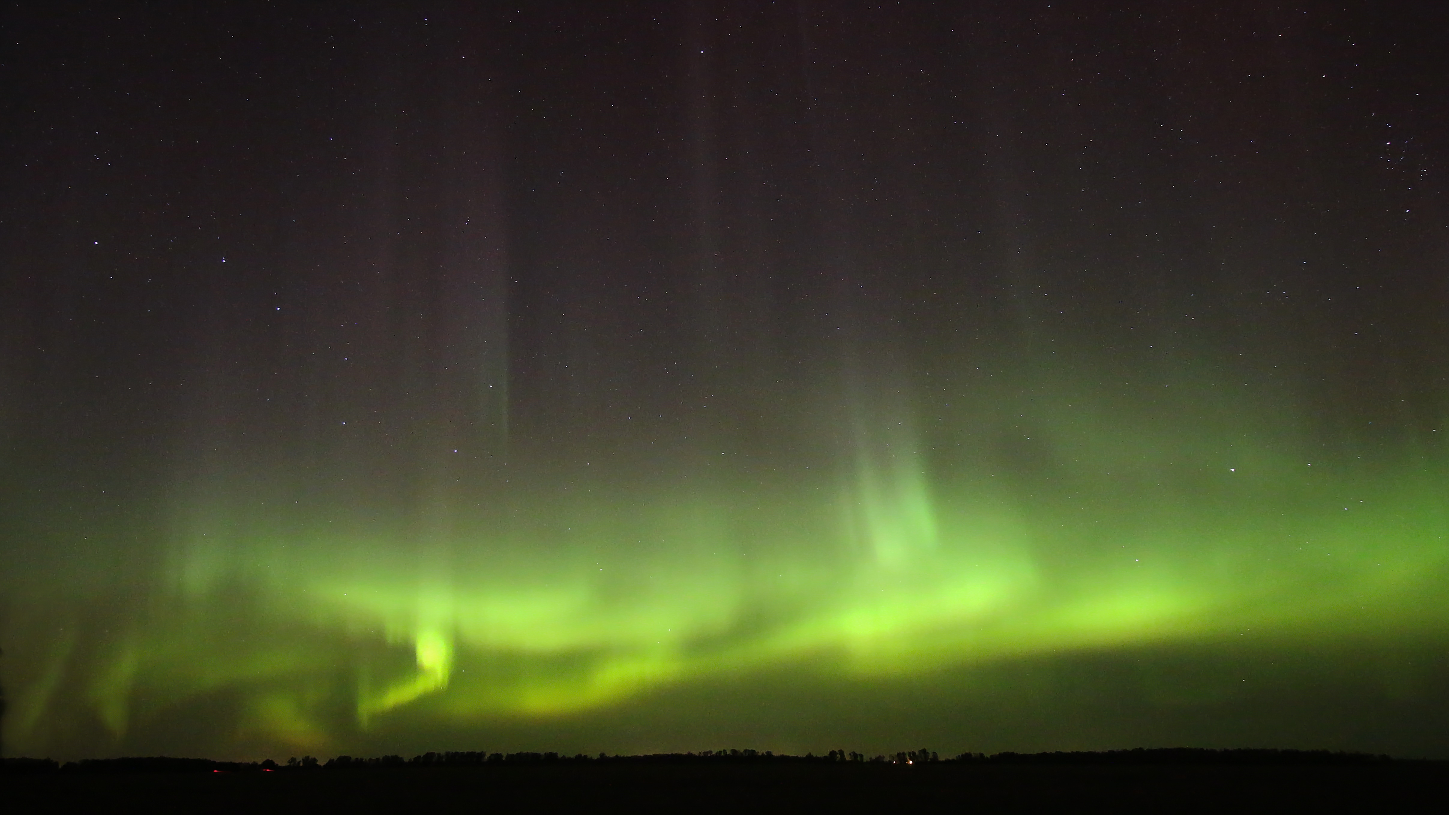 Northern Lights. Taken in St. Andrews, Manitoba (502234) (16540192026)