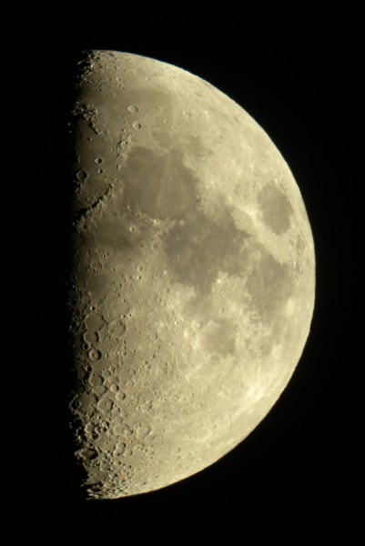 2012-07-26 21-57-26-moon