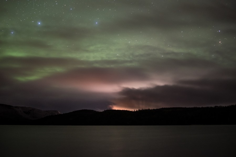 2016-10 Aurora Shipshaw river Saguenay 01