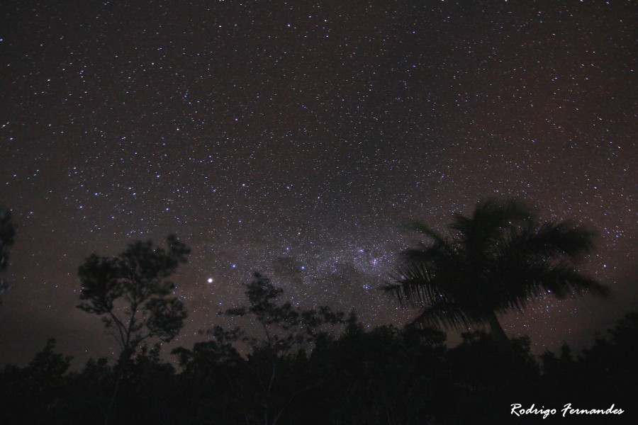 Acampamento de 1 Bilhão de Estrelas no céu