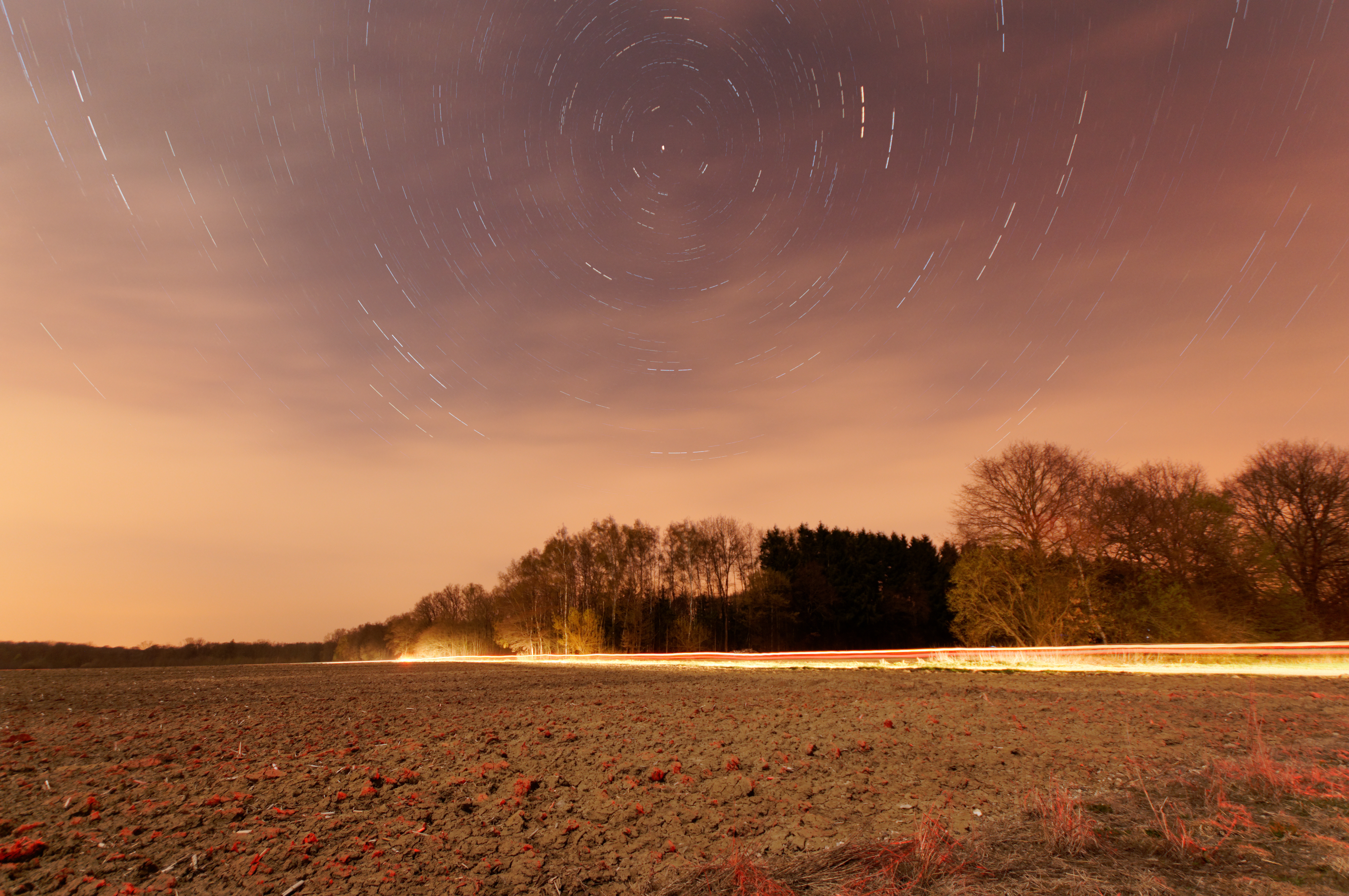 2012-03-31 22-40-56-startrails